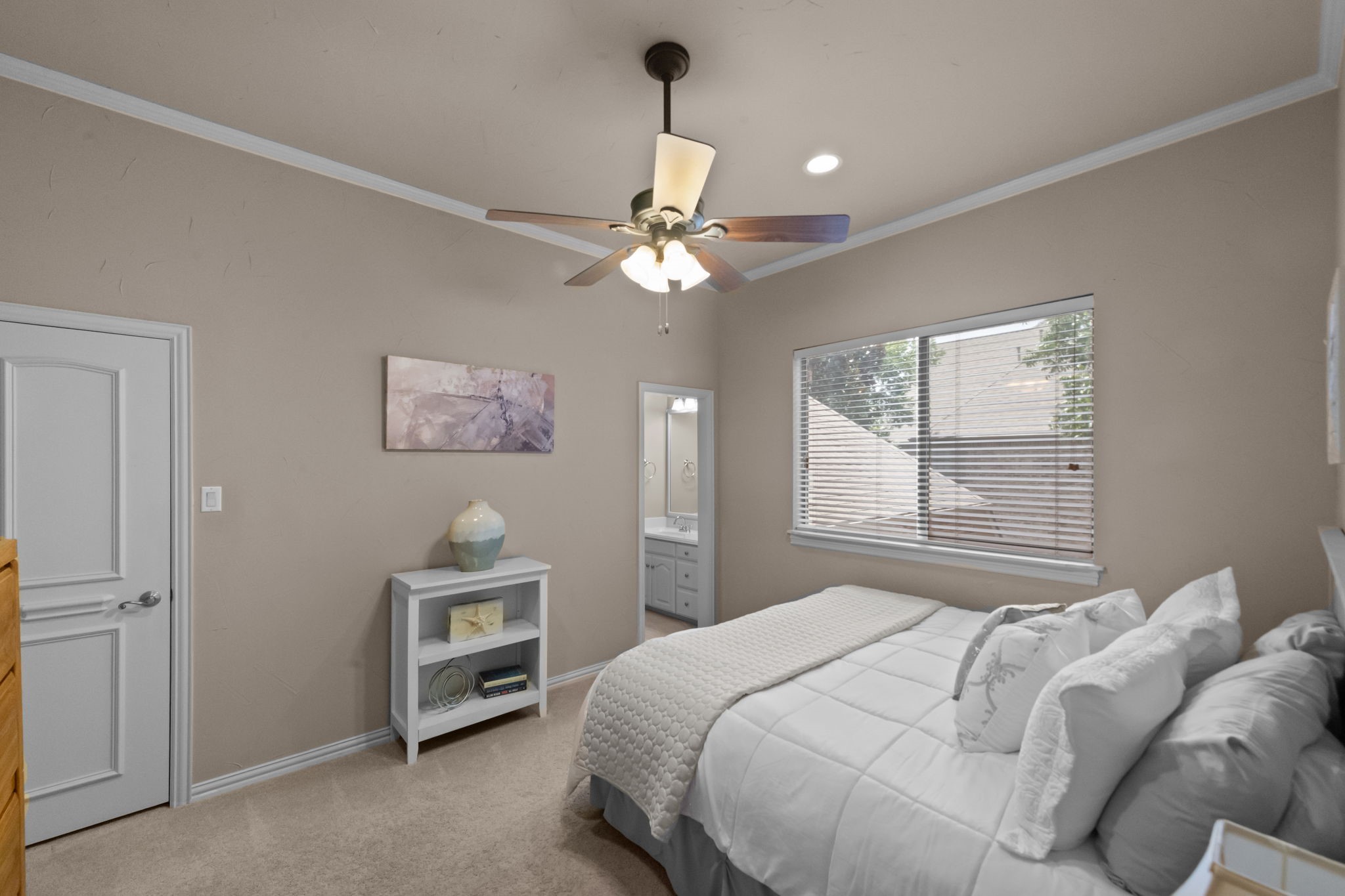 1402 Vino Blanc Court