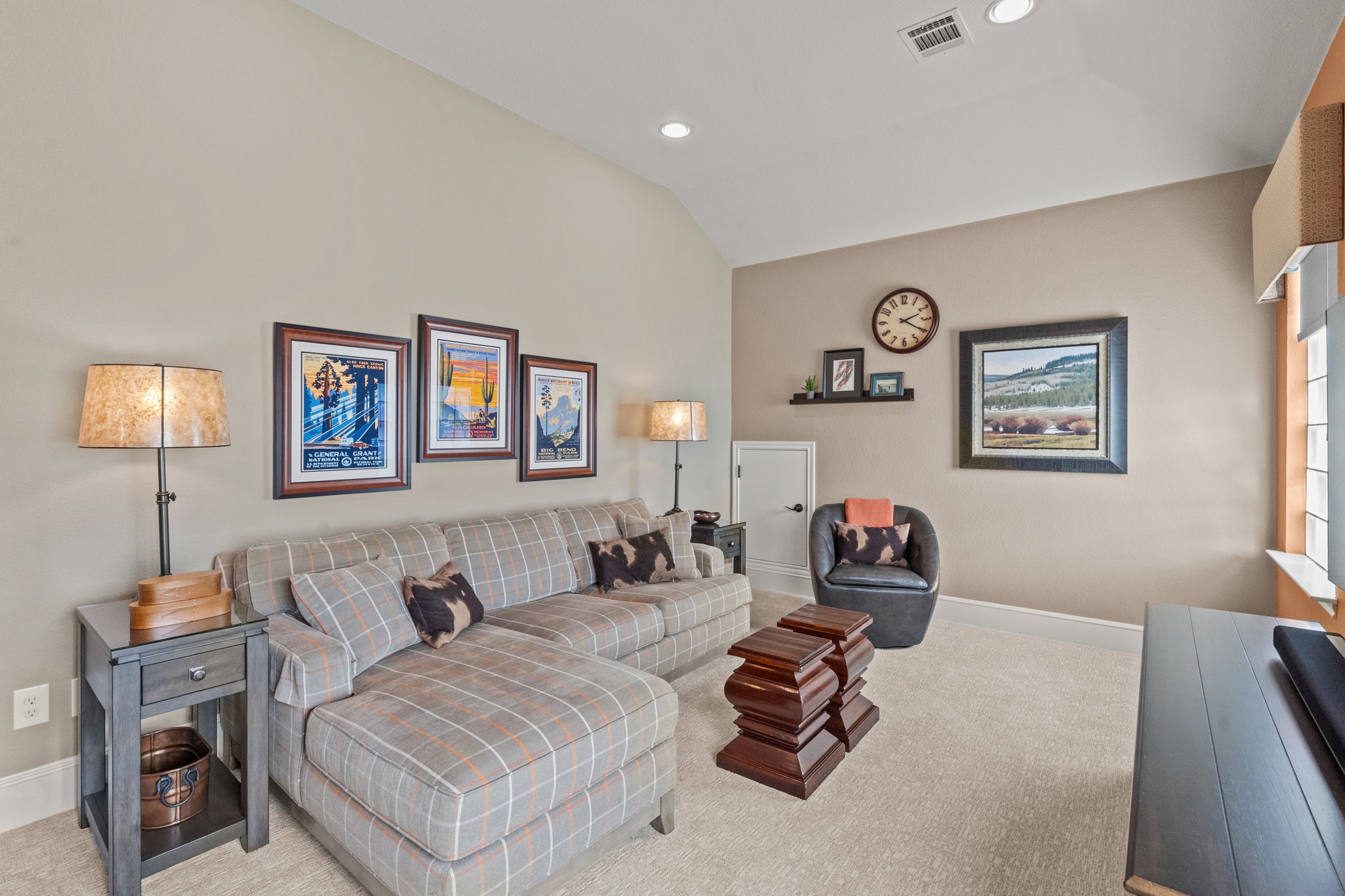 7112 Lancaster Lane