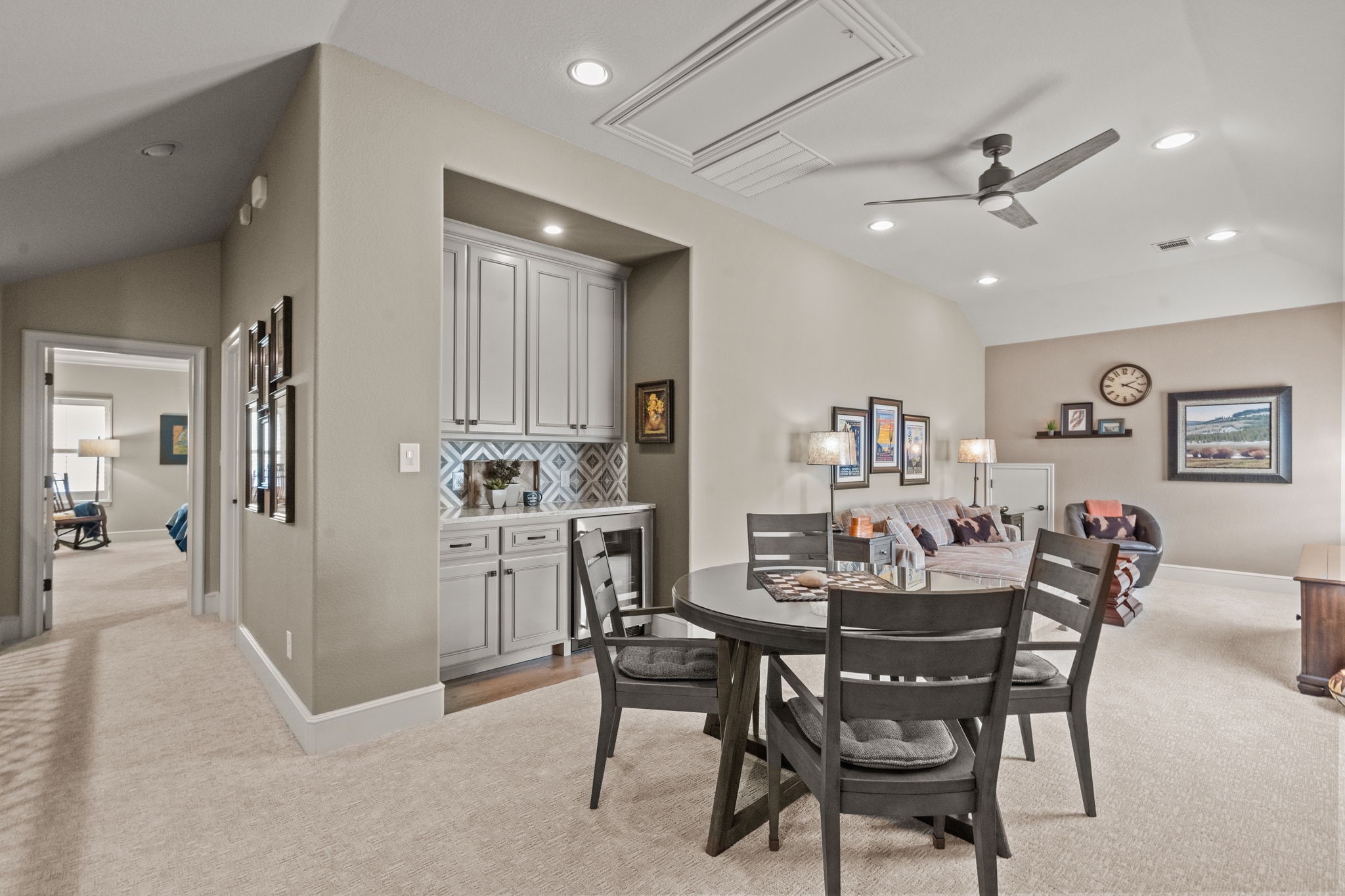 7112 Lancaster Lane