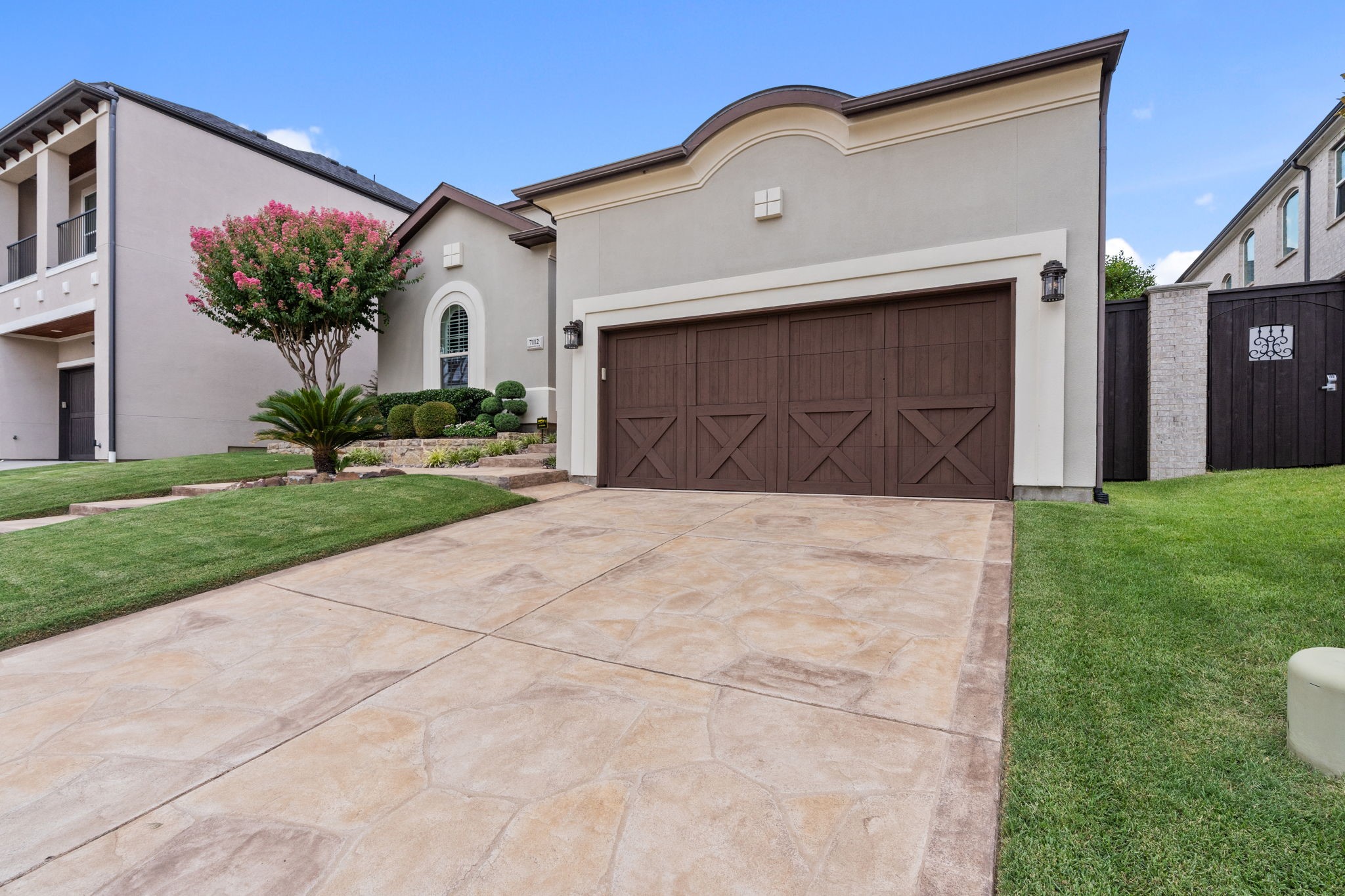 7112 Lancaster Lane