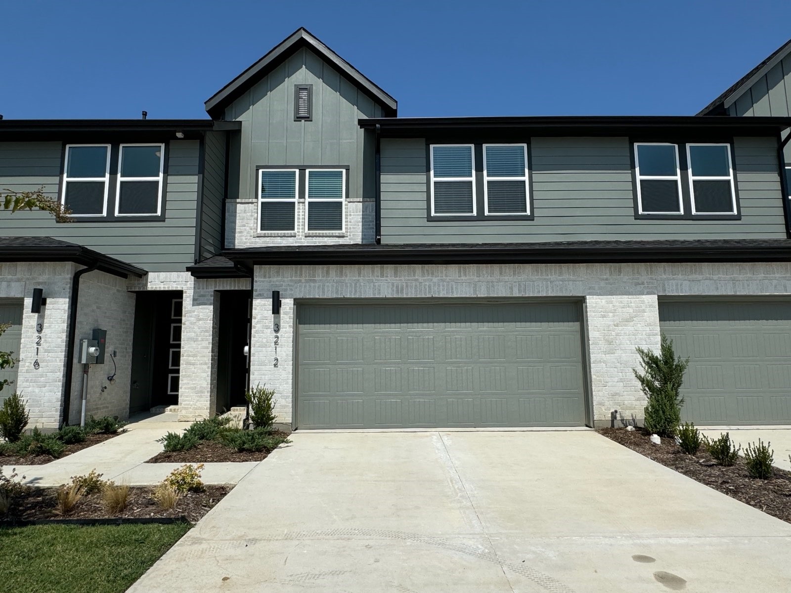 3212 Rustic Creek Drive