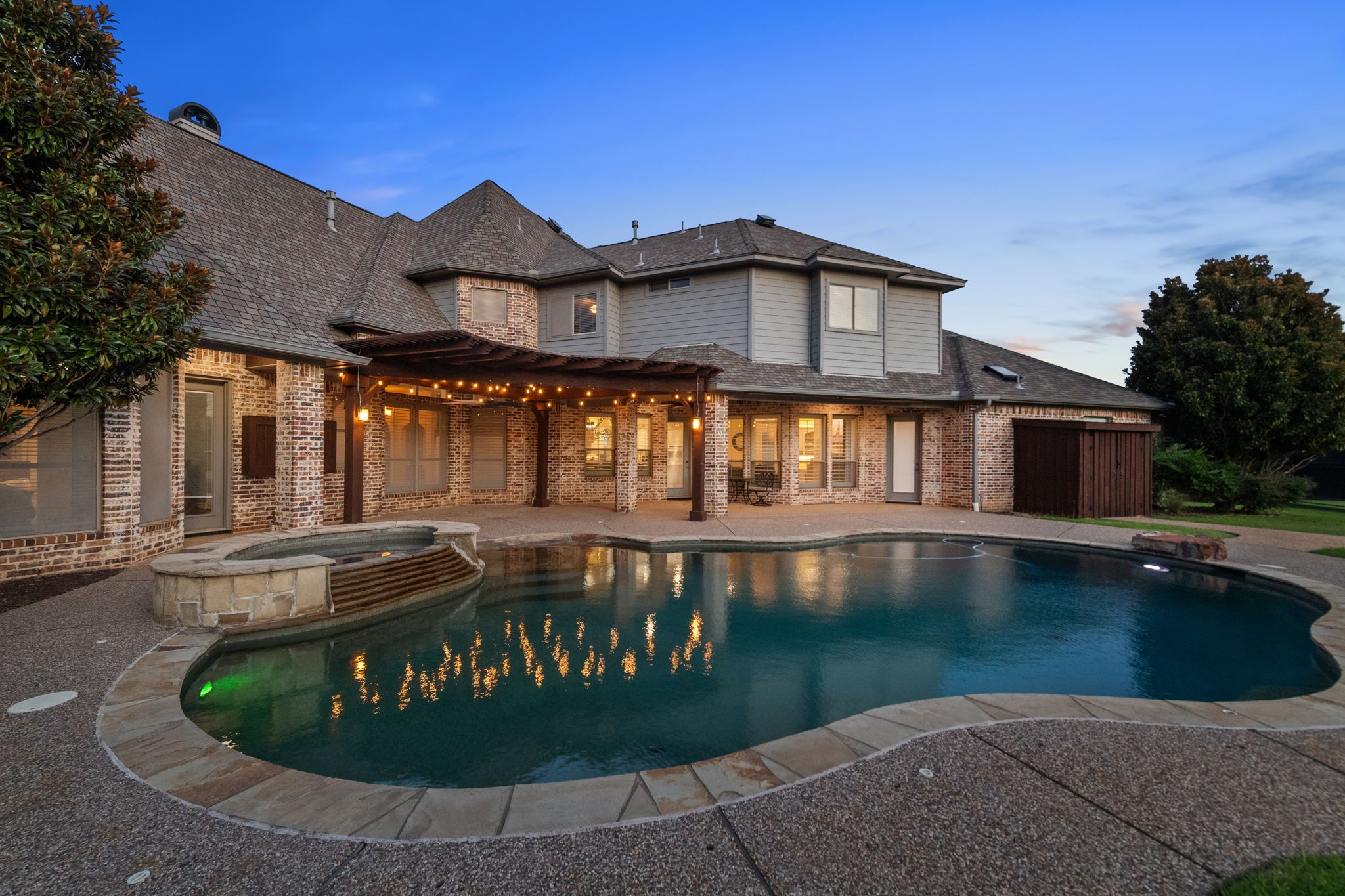 1200 Bridgeton Lane