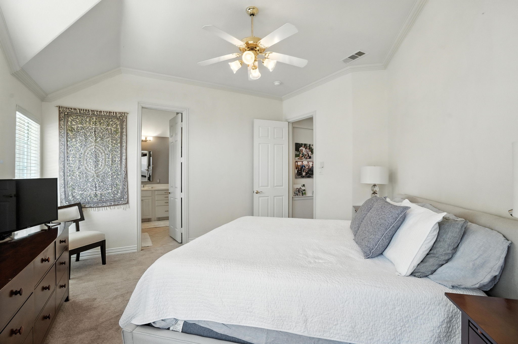 2213 Graystone Court
