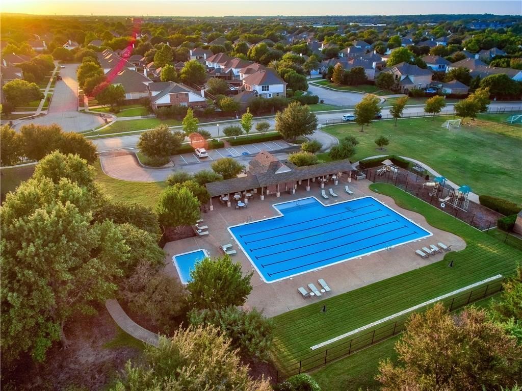 2213 Graystone Court