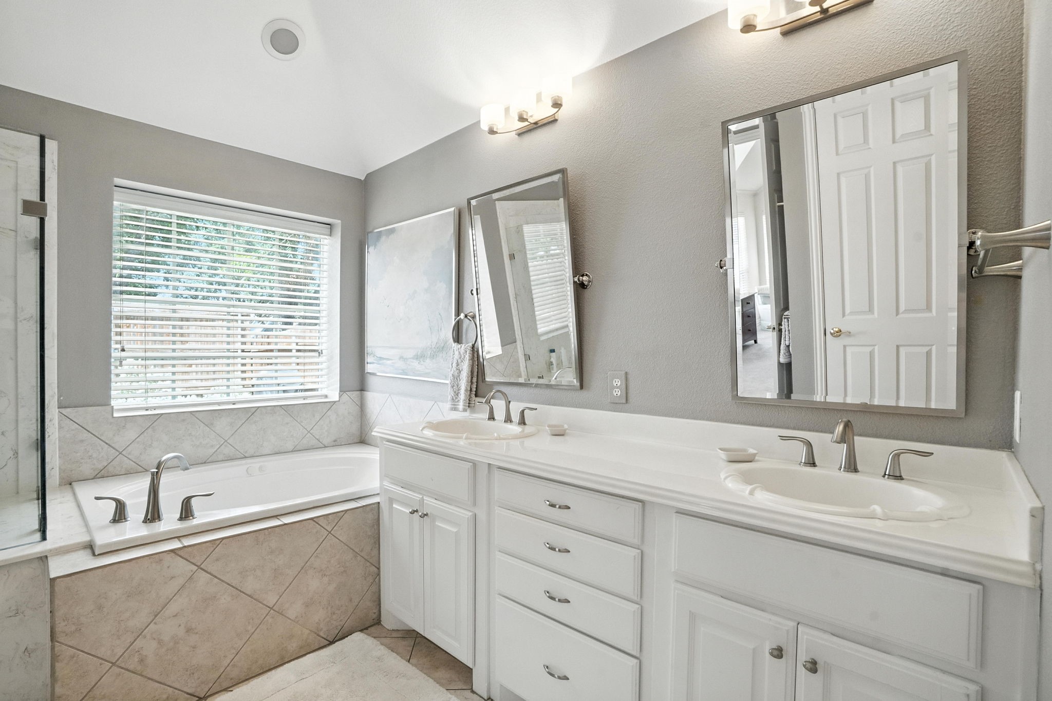2213 Graystone Court