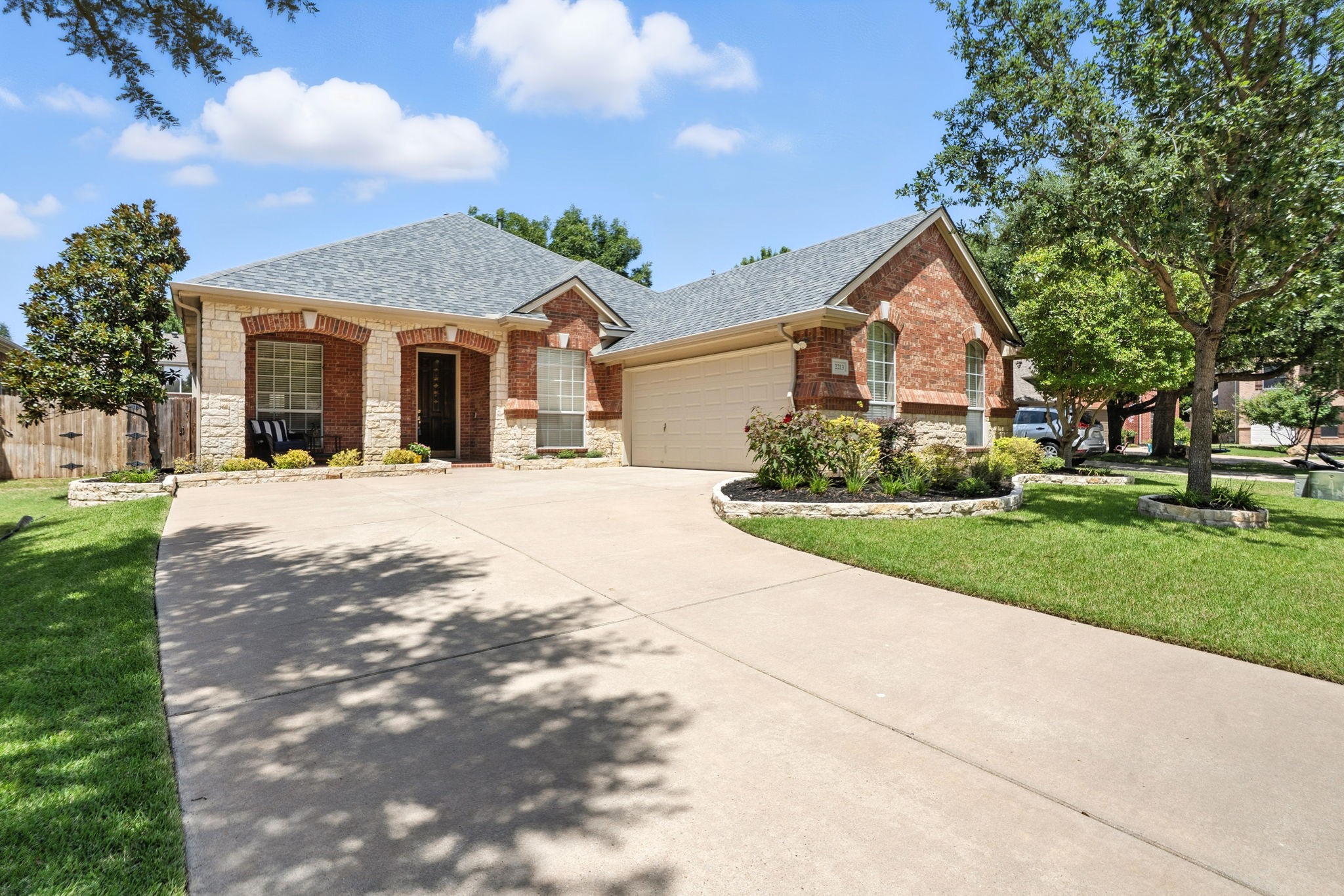 2213 Graystone Court