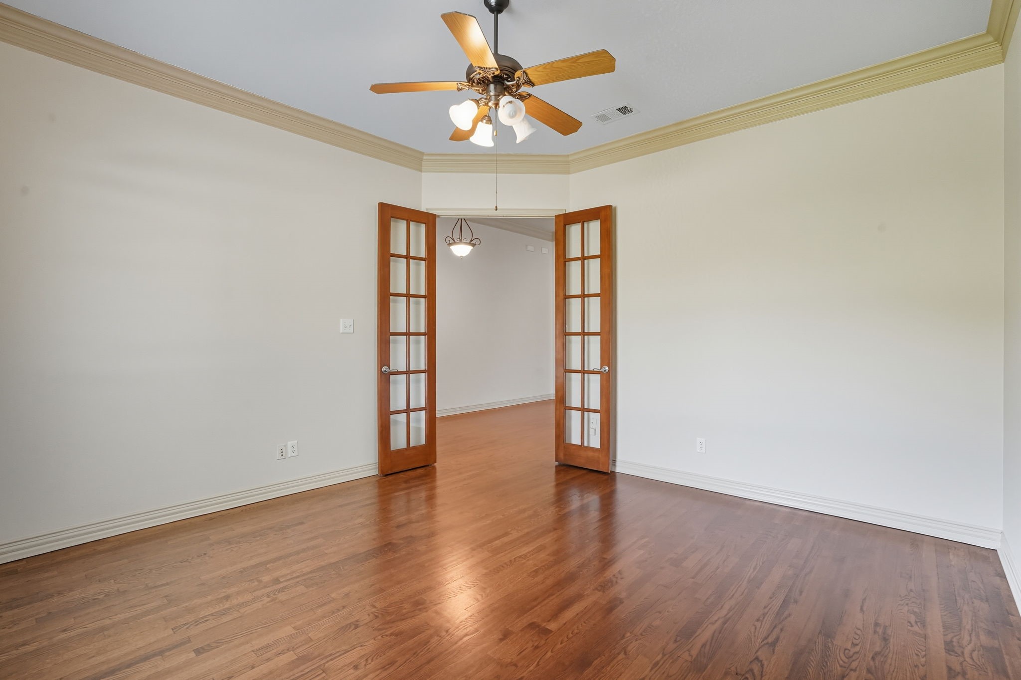 1900 Silkwood Court