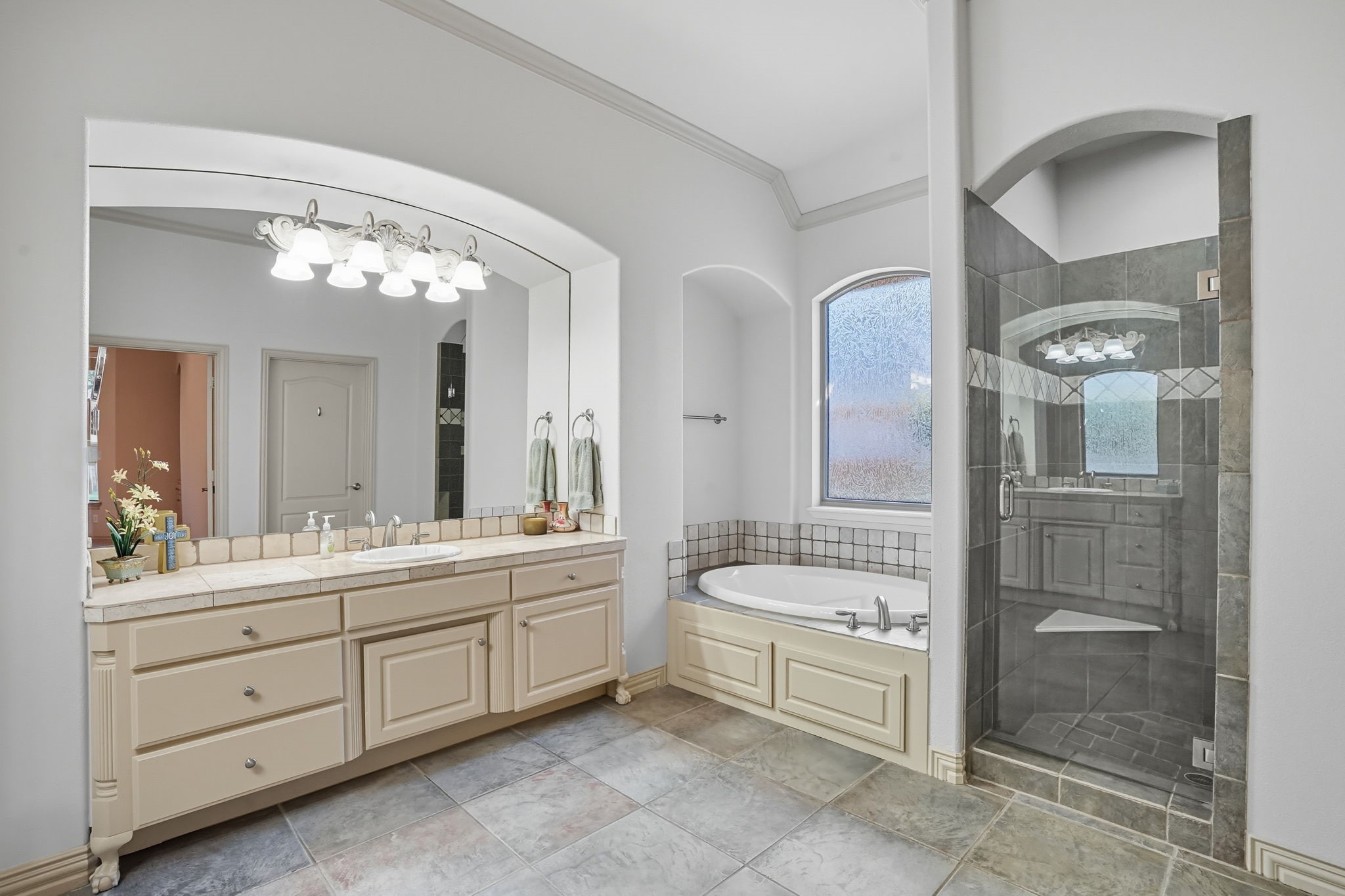 1900 Silkwood Court