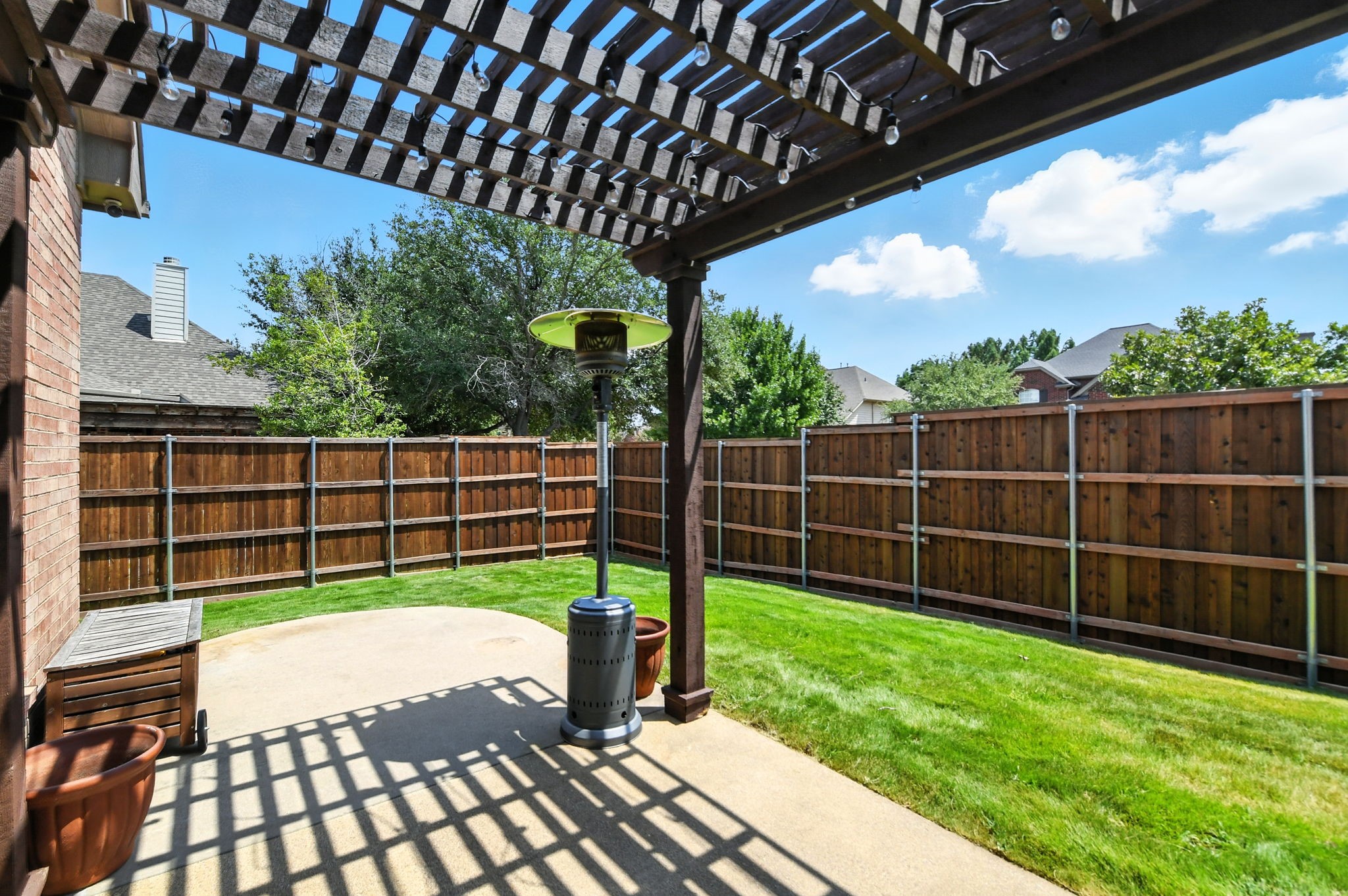 805 Renaissance Court