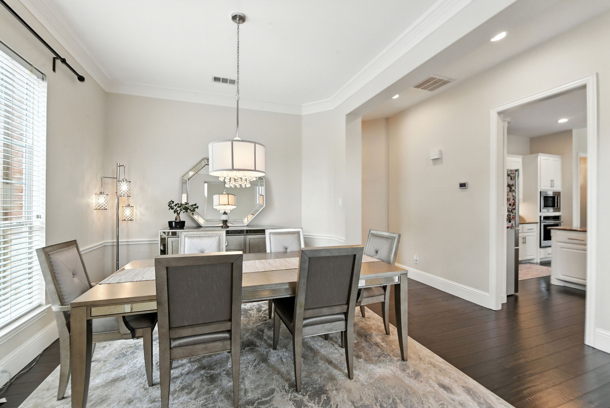 805 Renaissance Court