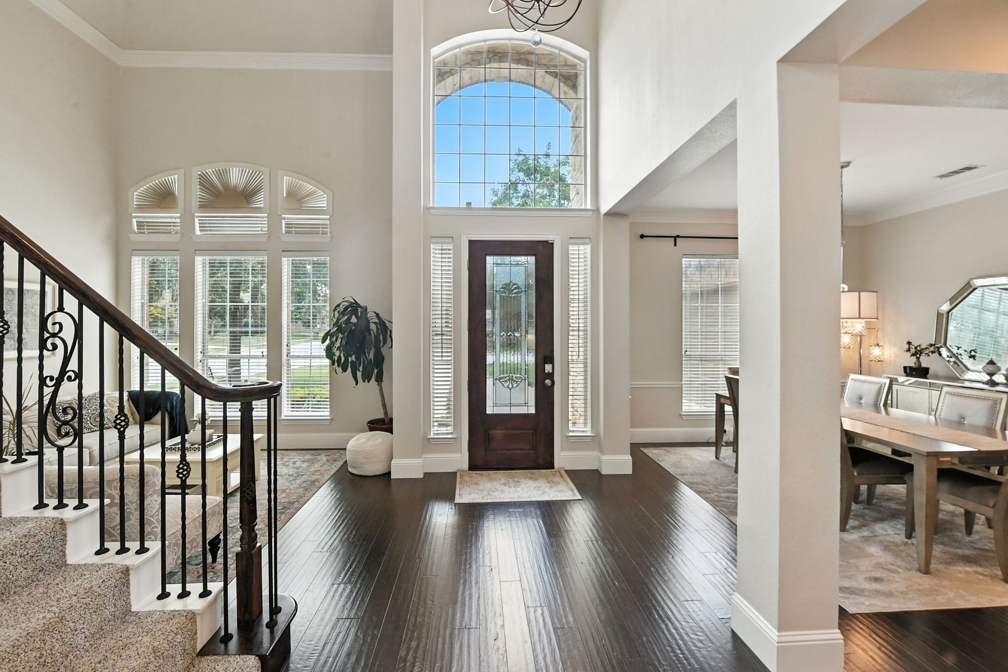 805 Renaissance Court