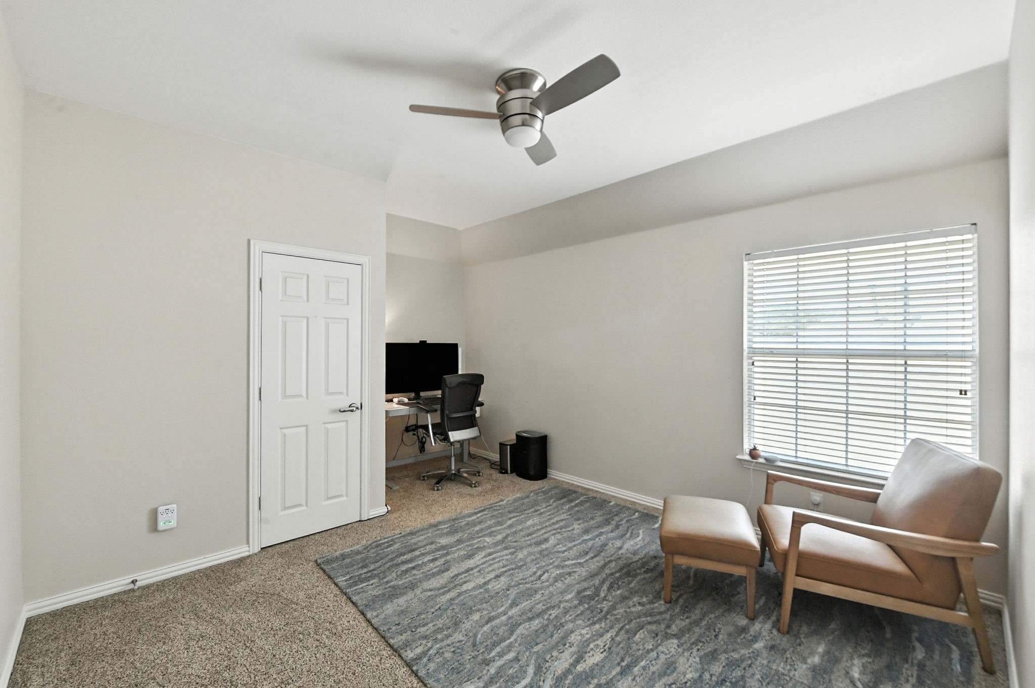 805 Renaissance Court