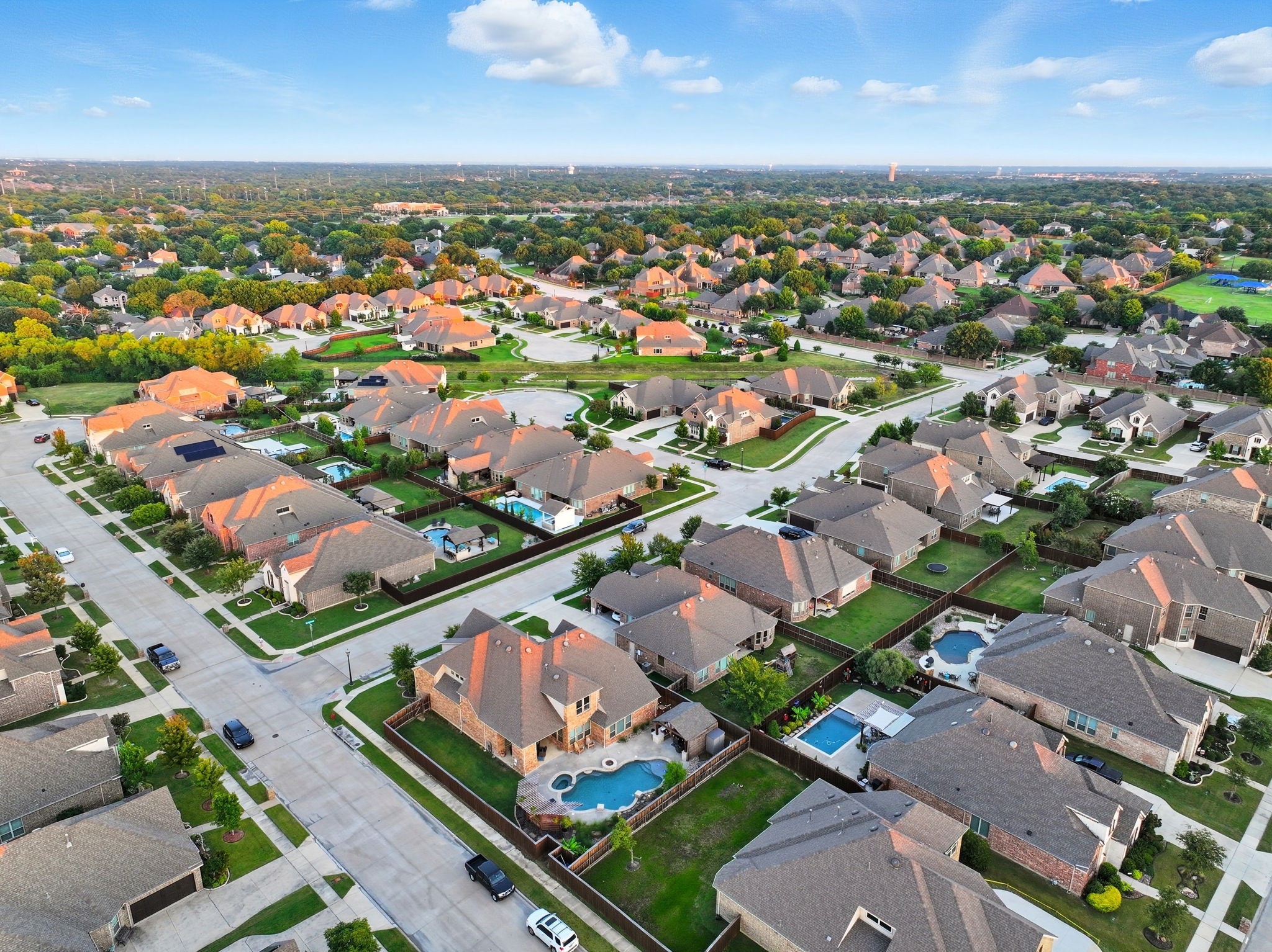 7945 Forest Lakes Drive