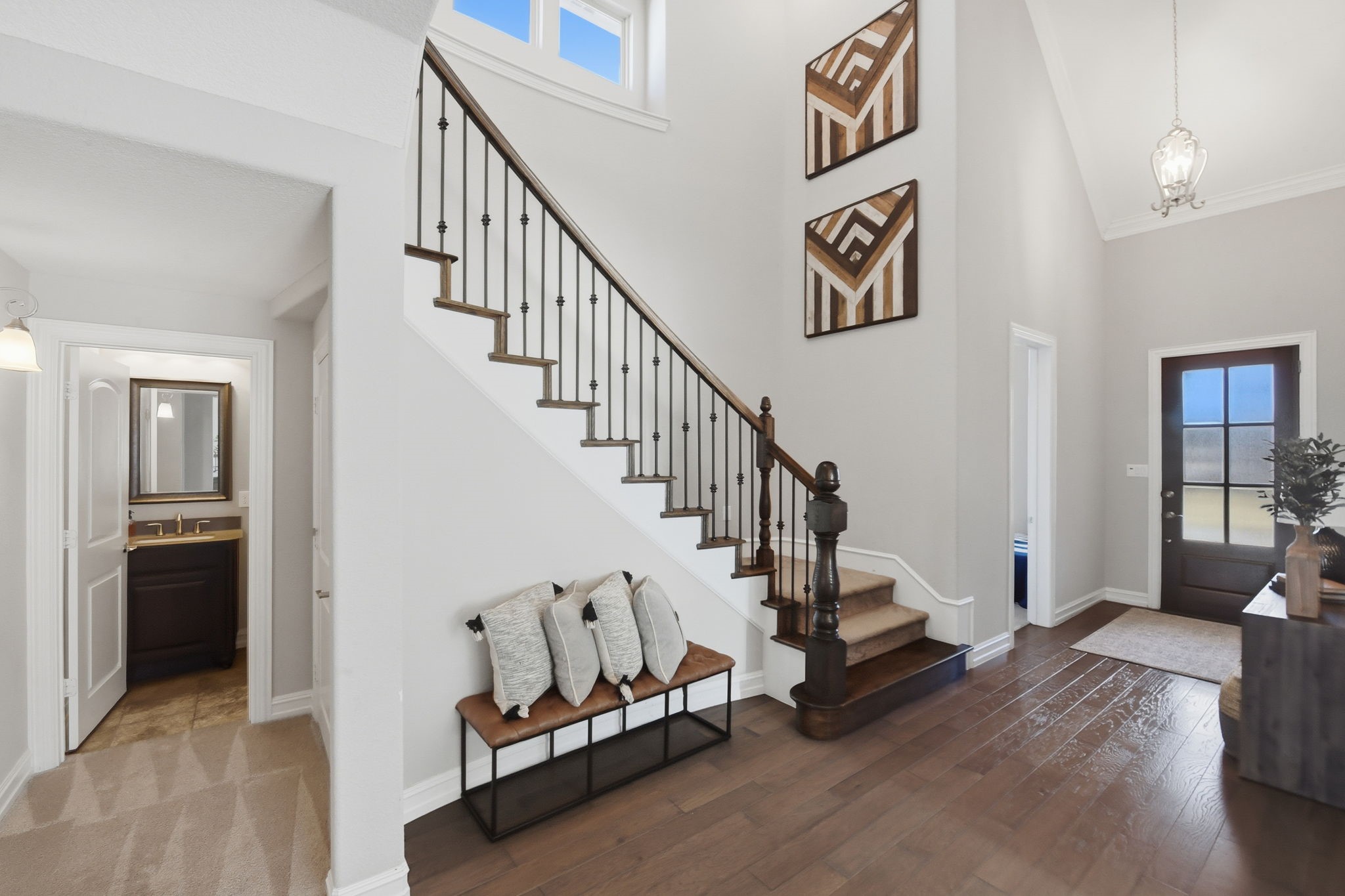 7945 Forest Lakes Drive