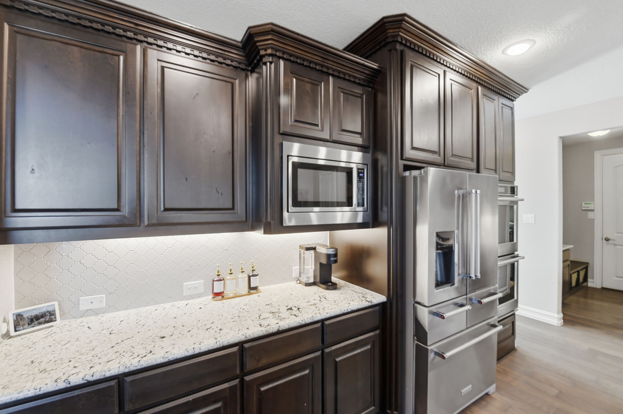 7945 Forest Lakes Drive