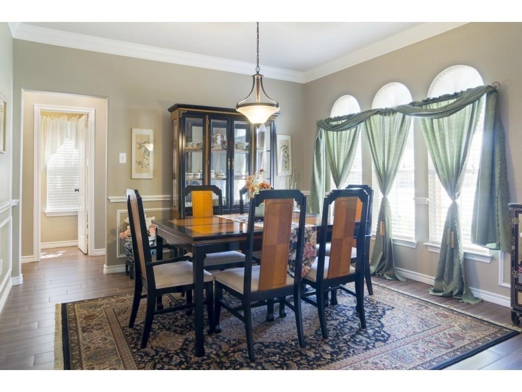 213 Longview Court