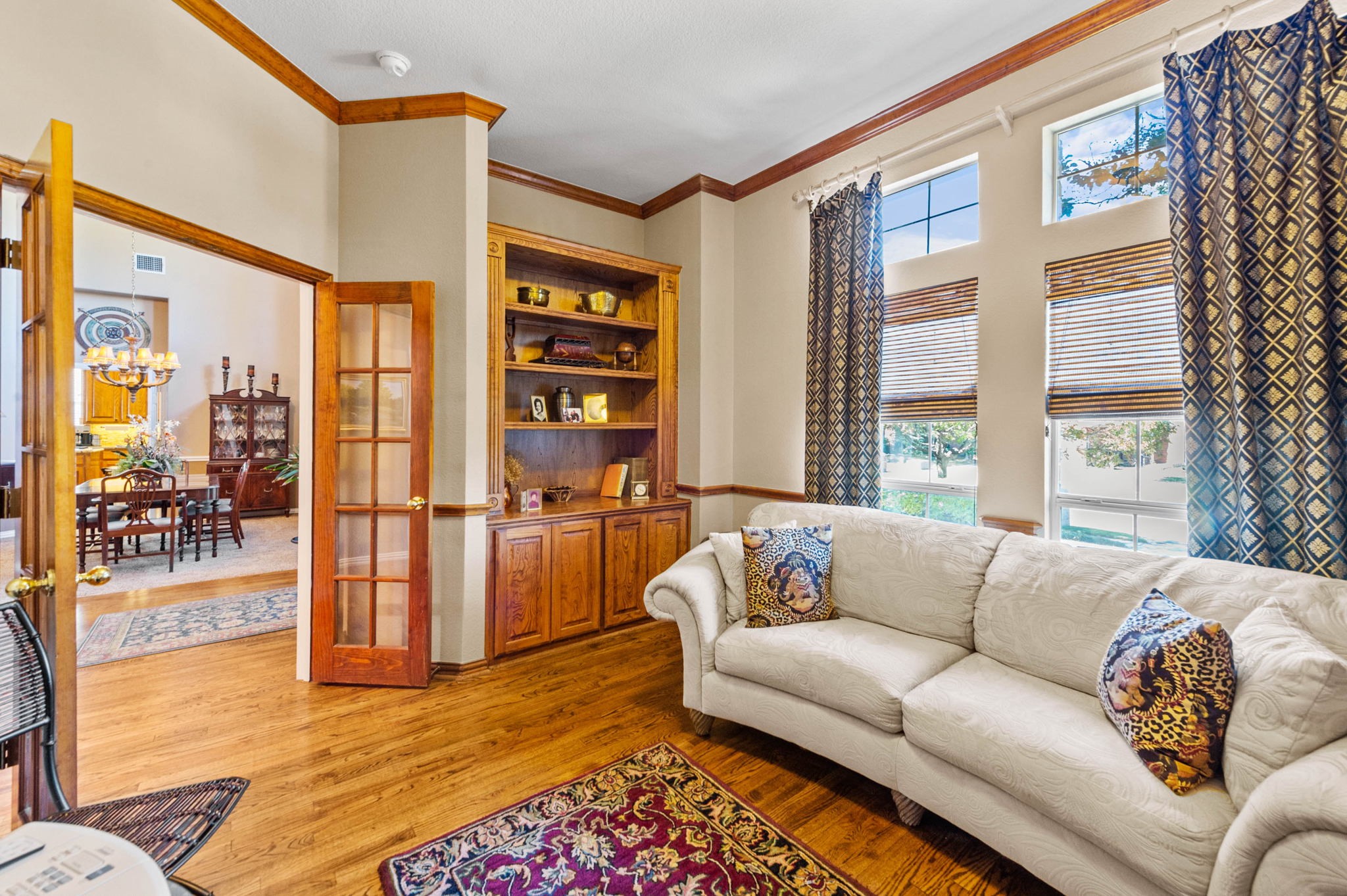 1107 Whispering Oaks Drive