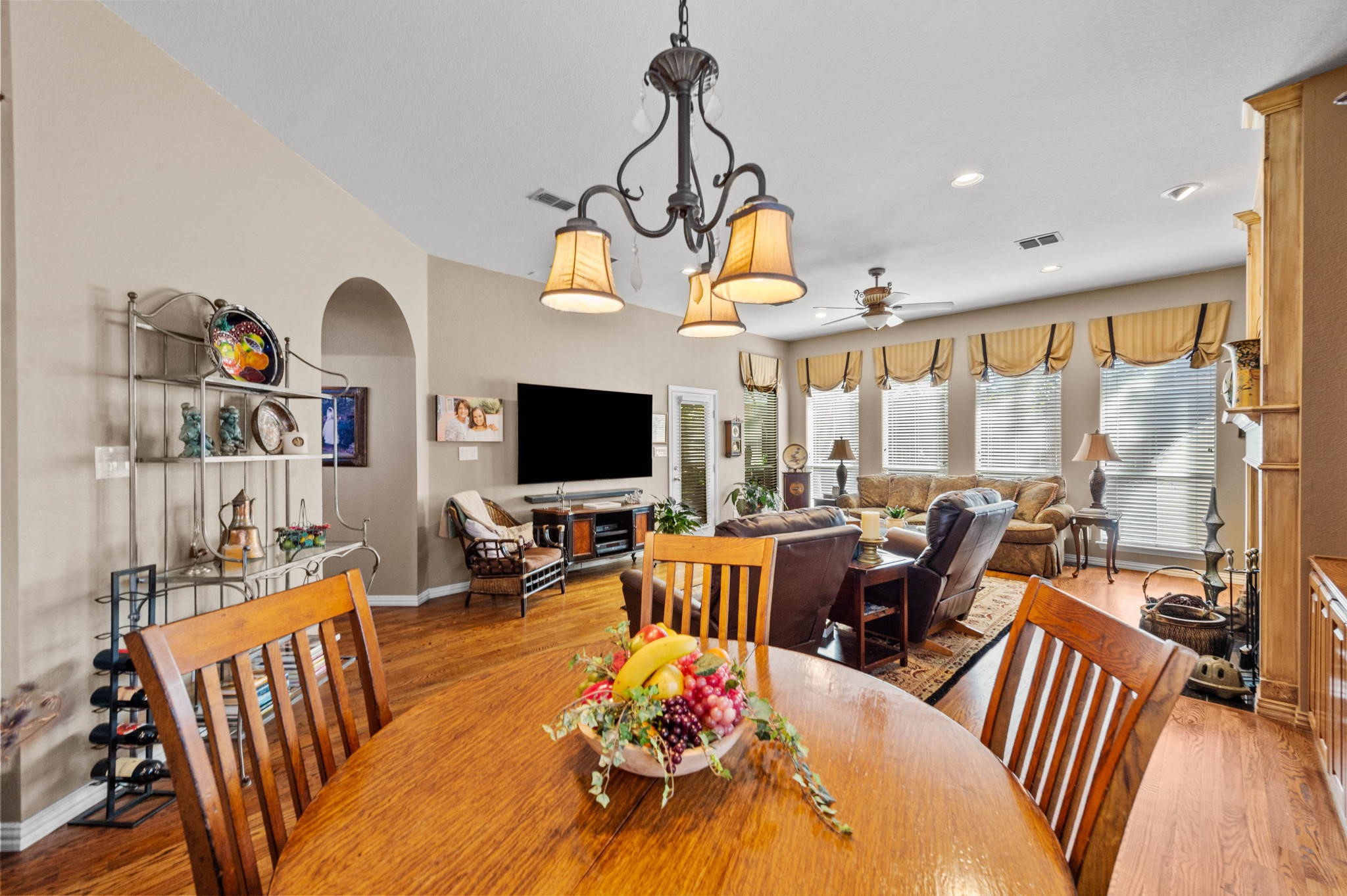 1107 Whispering Oaks Drive