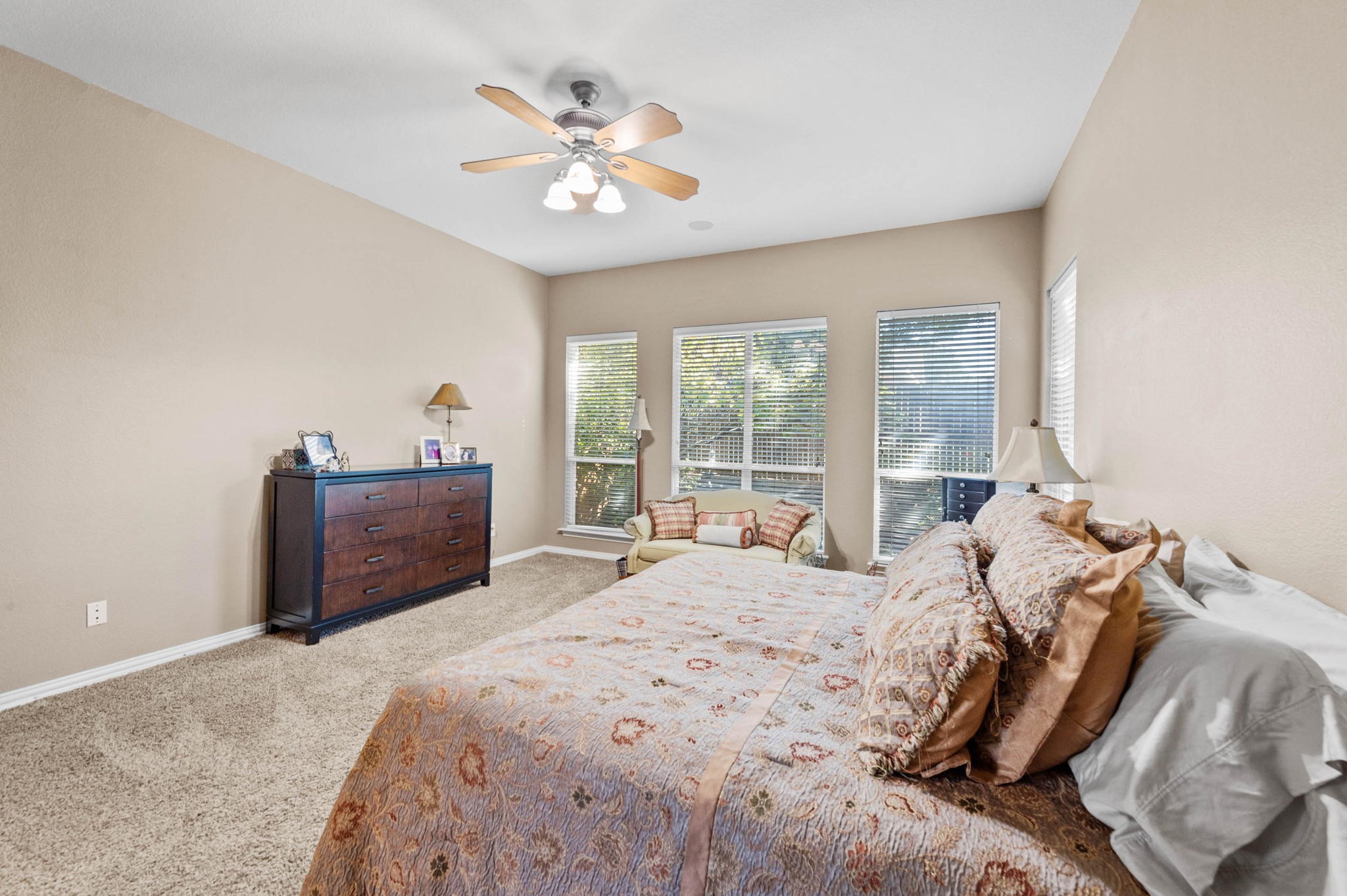 1107 Whispering Oaks Drive