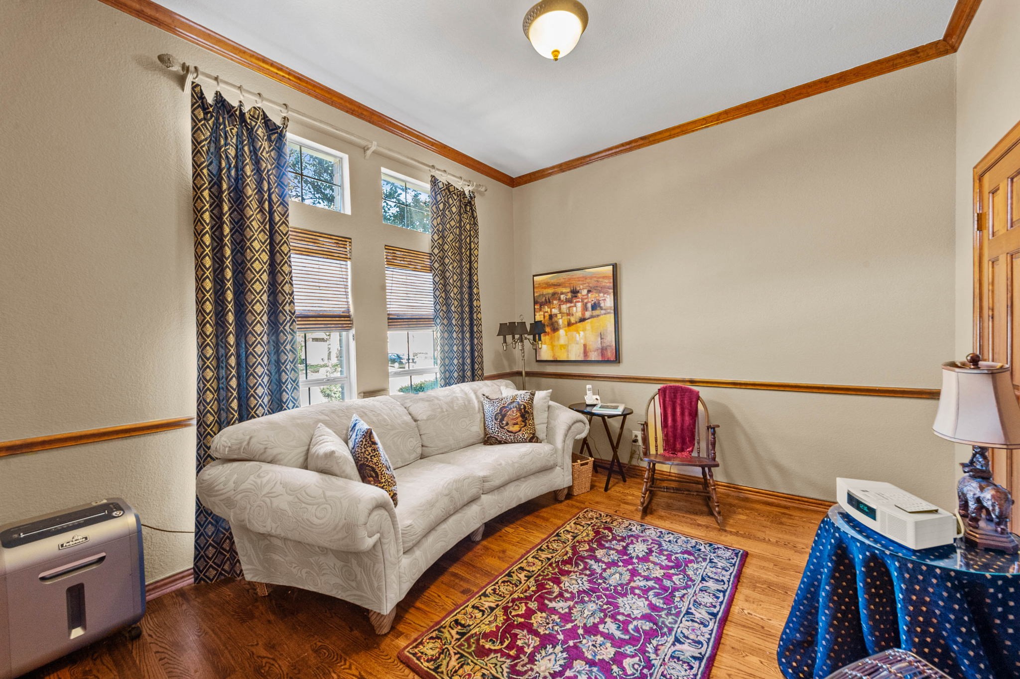 1107 Whispering Oaks Drive