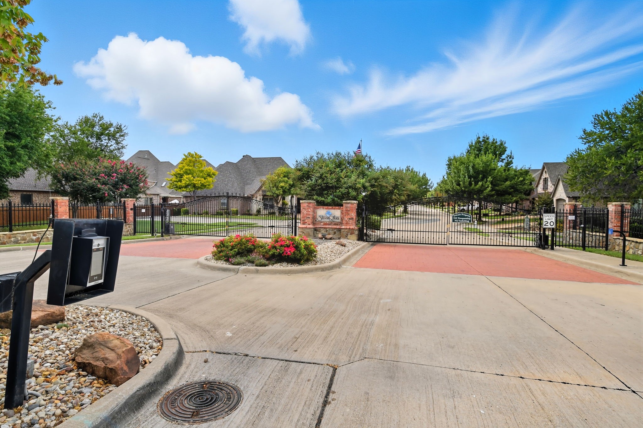 700 Silver Lake Drive