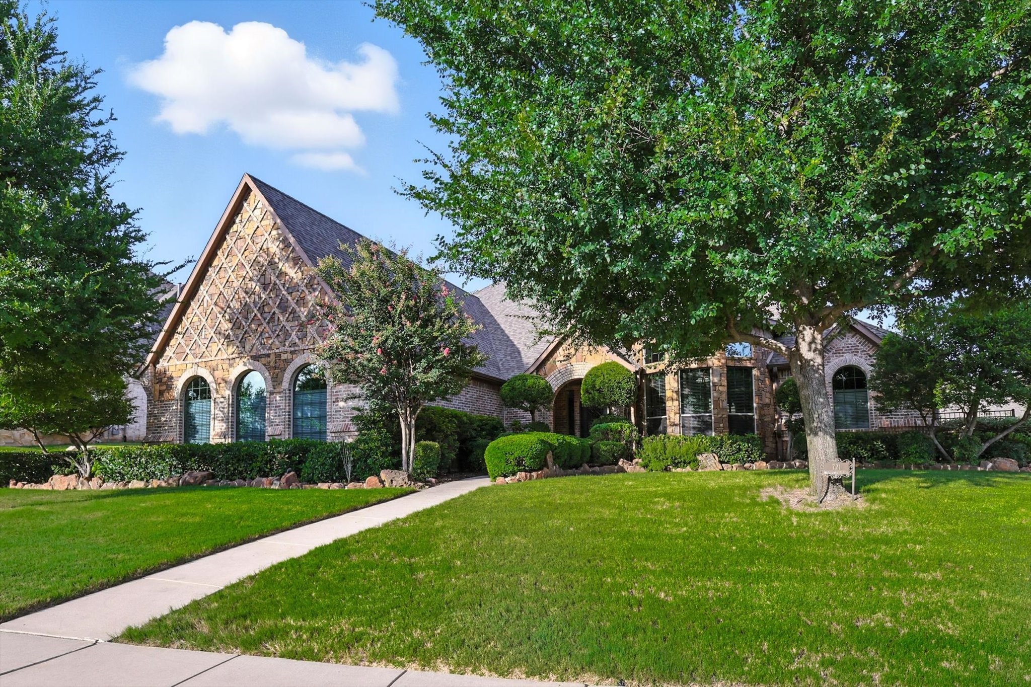 721 Cross Timbers Drive