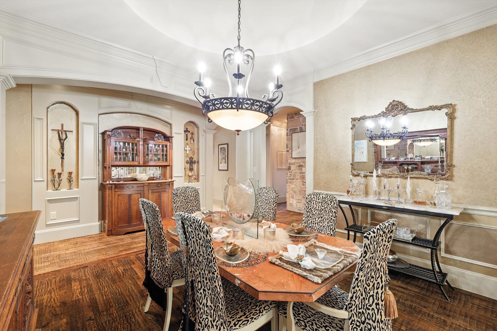 721 Cross Timbers Drive