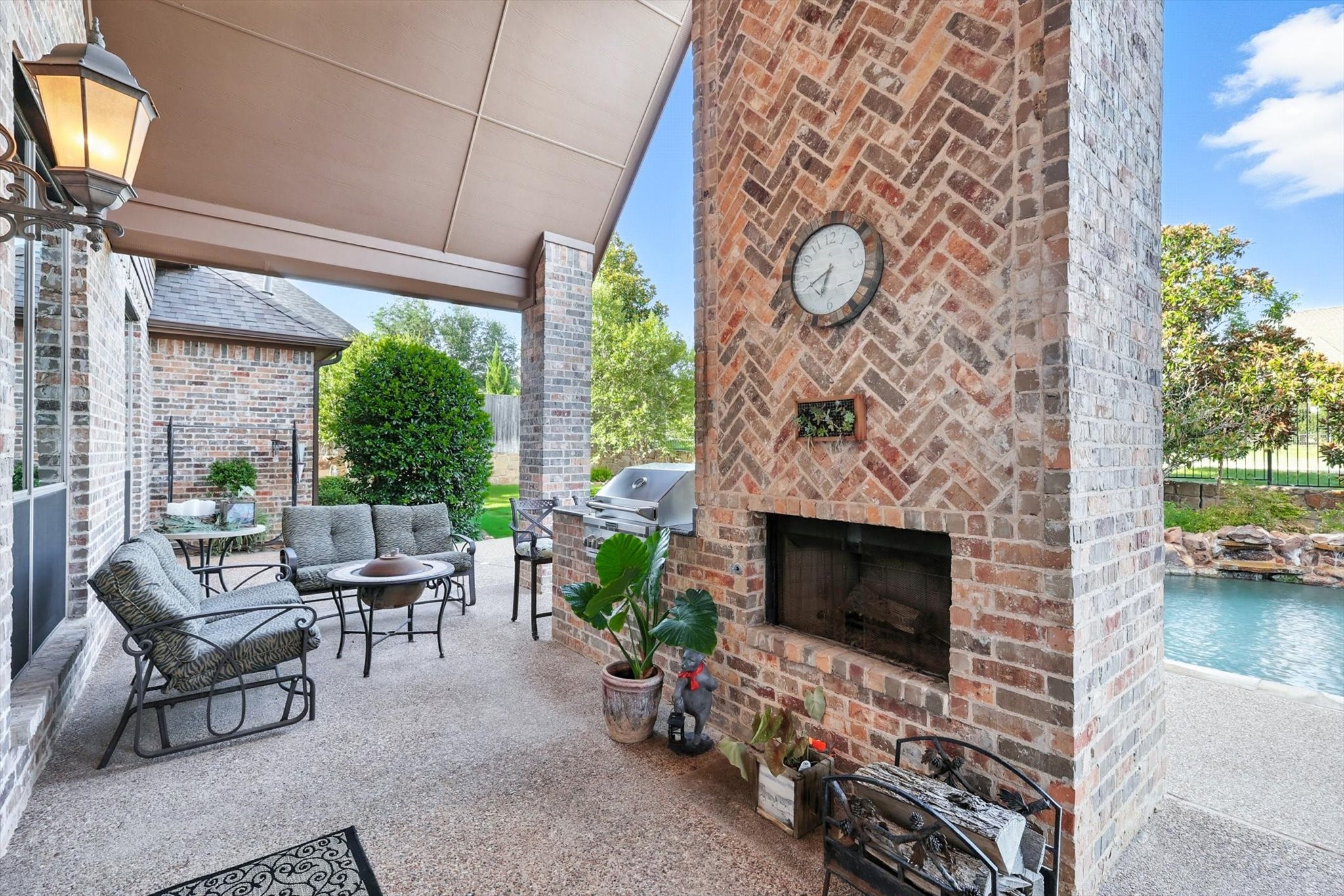 721 Cross Timbers Drive