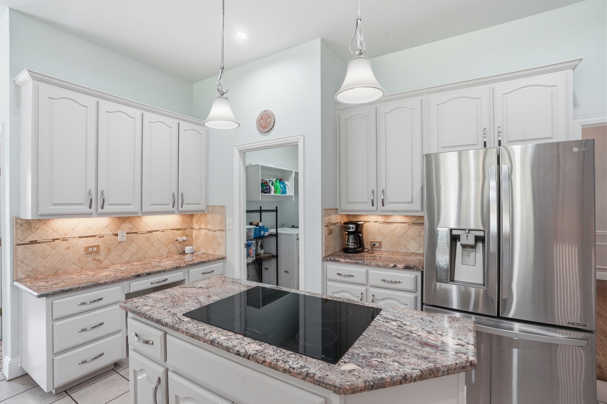 1827 Windsong Circle