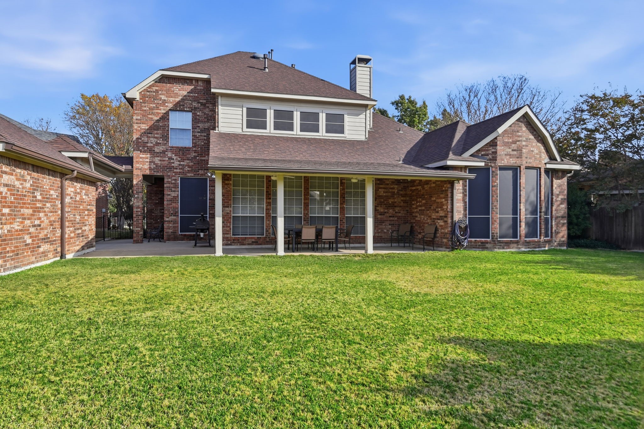 1827 Windsong Circle