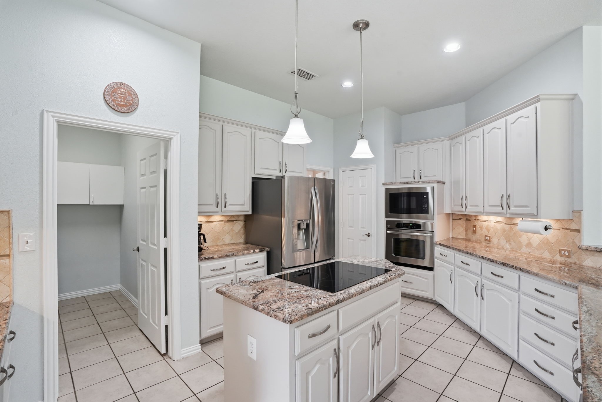 1827 Windsong Circle