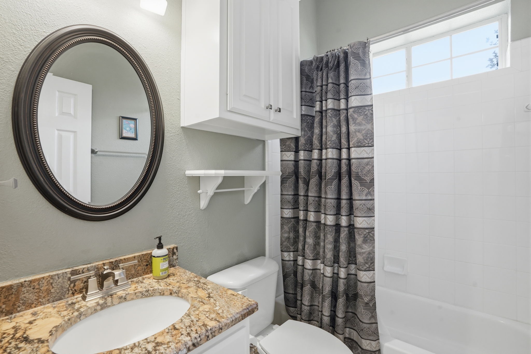 1827 Windsong Circle