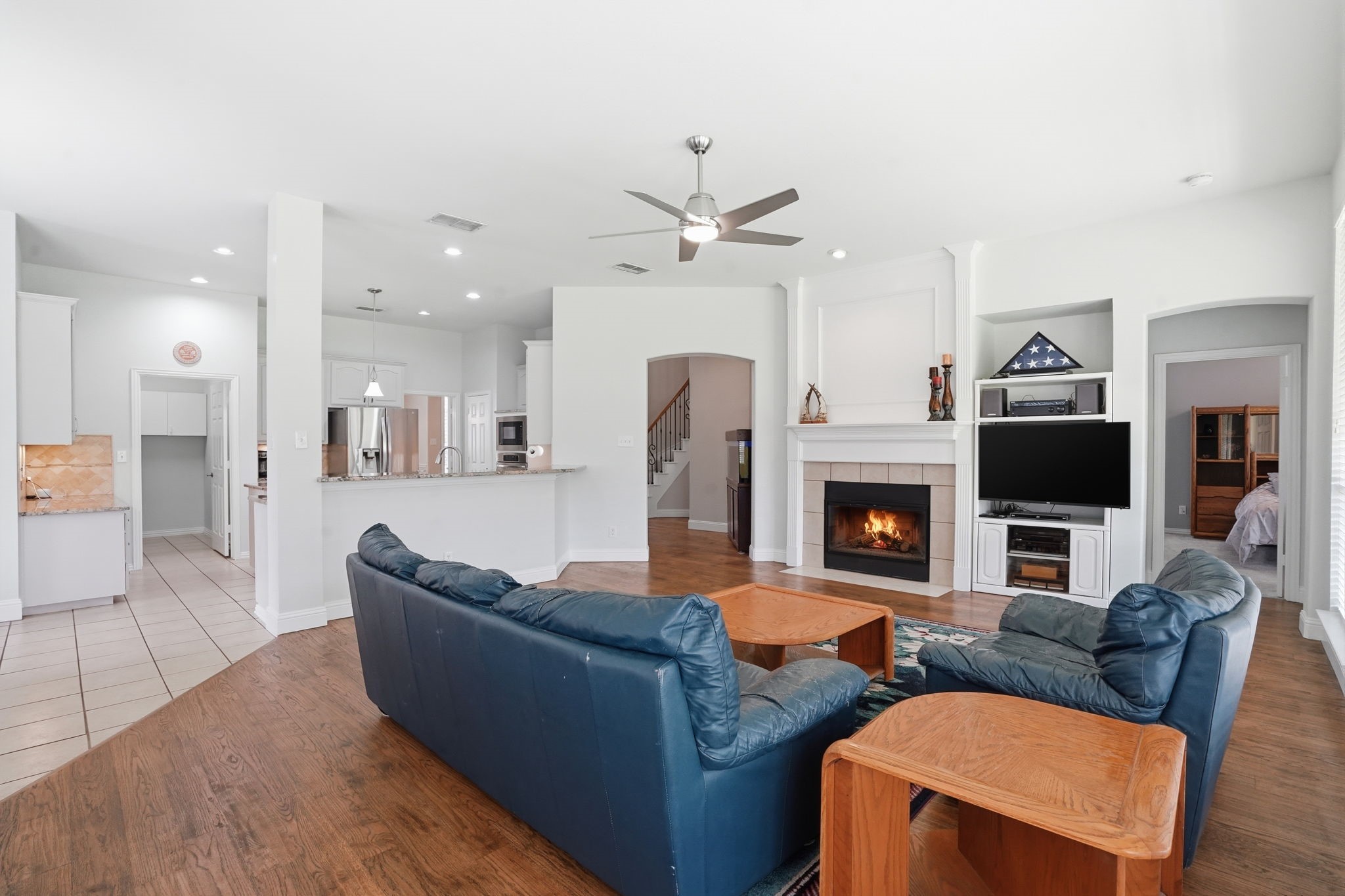 1827 Windsong Circle