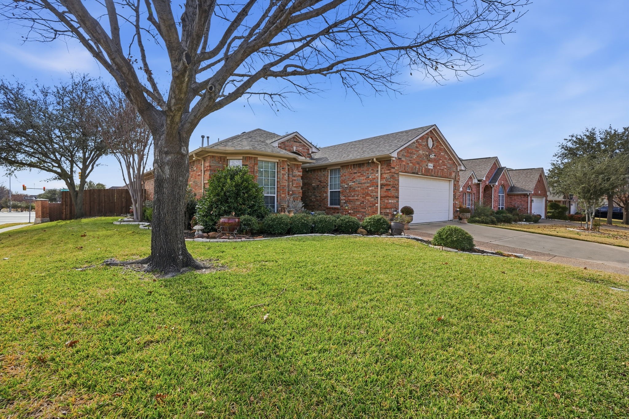 4766 Emerald Trace Way