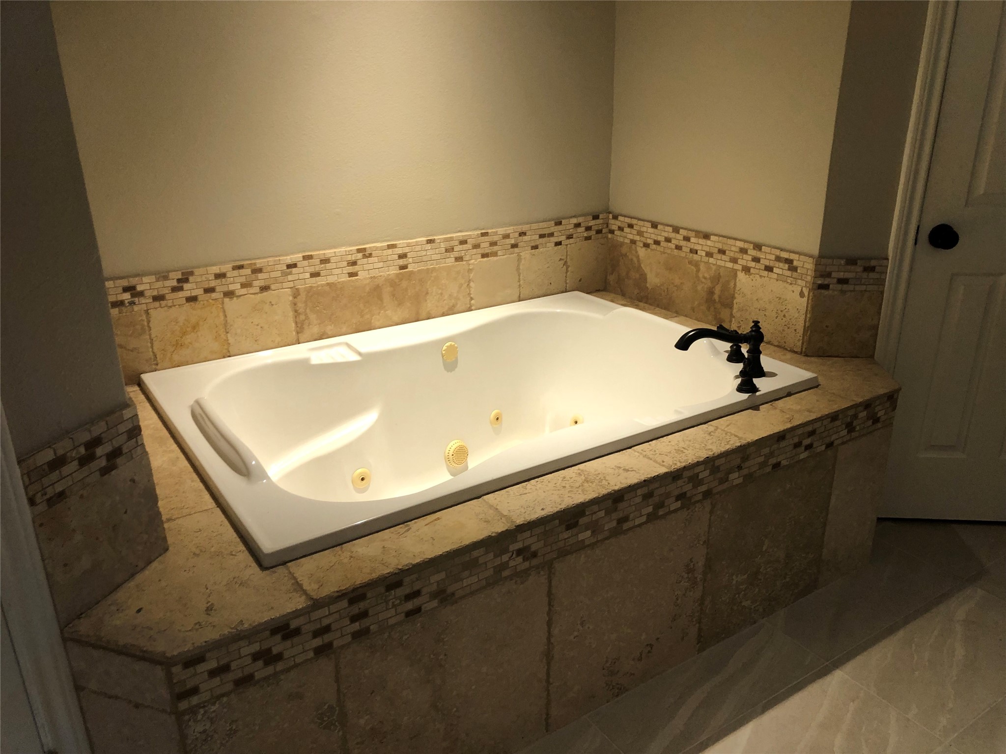 10172 Wandering Way Street