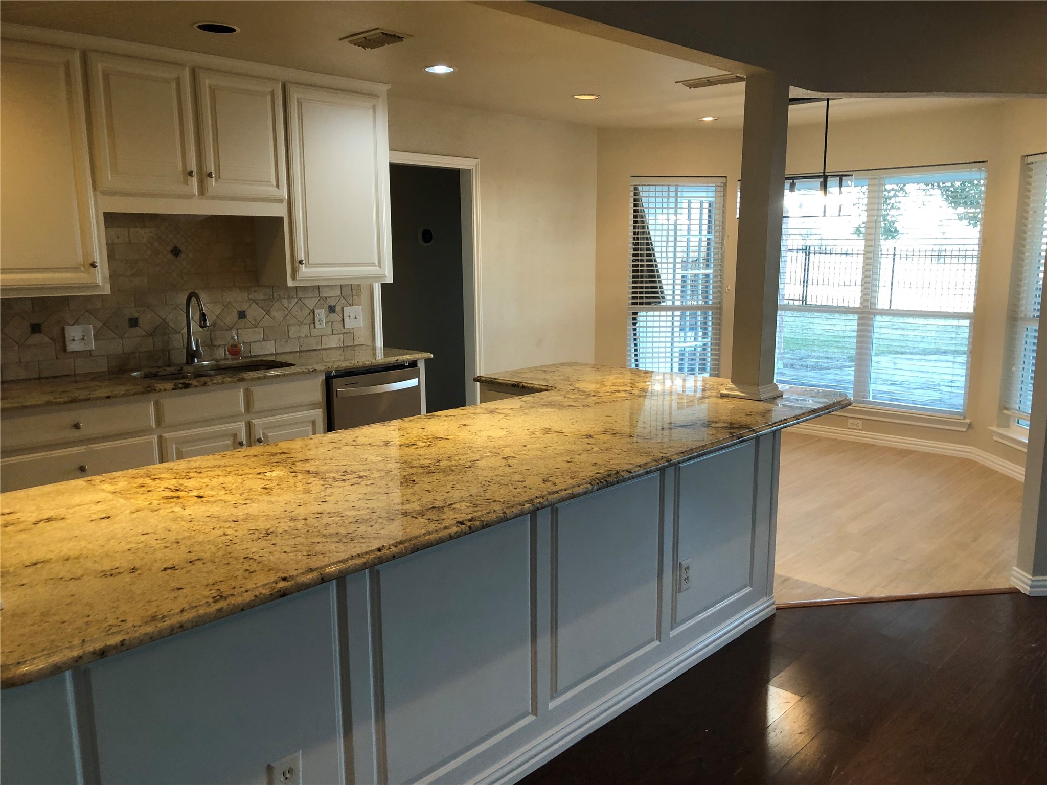 10172 Wandering Way Street