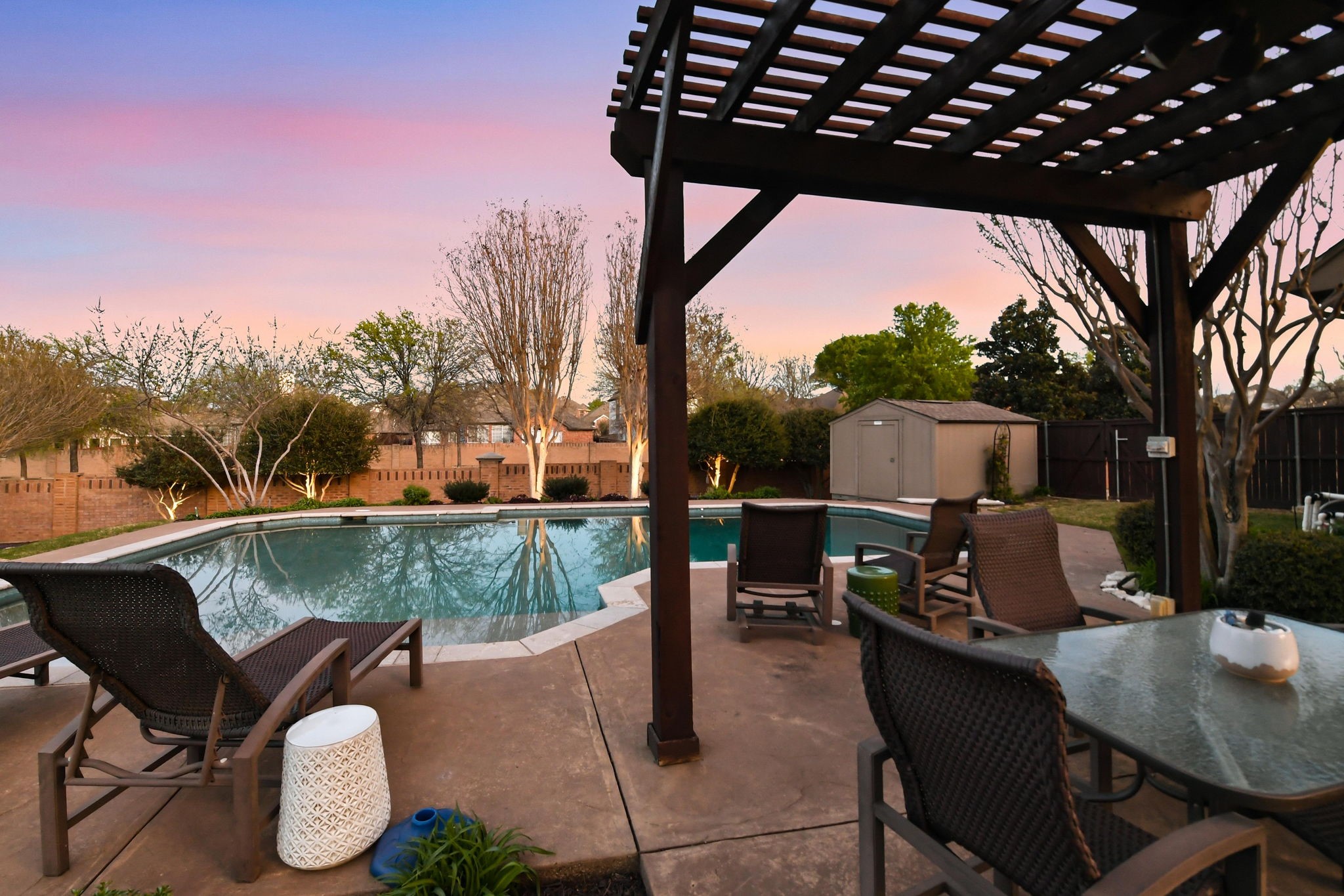 1913 Silkwood Court