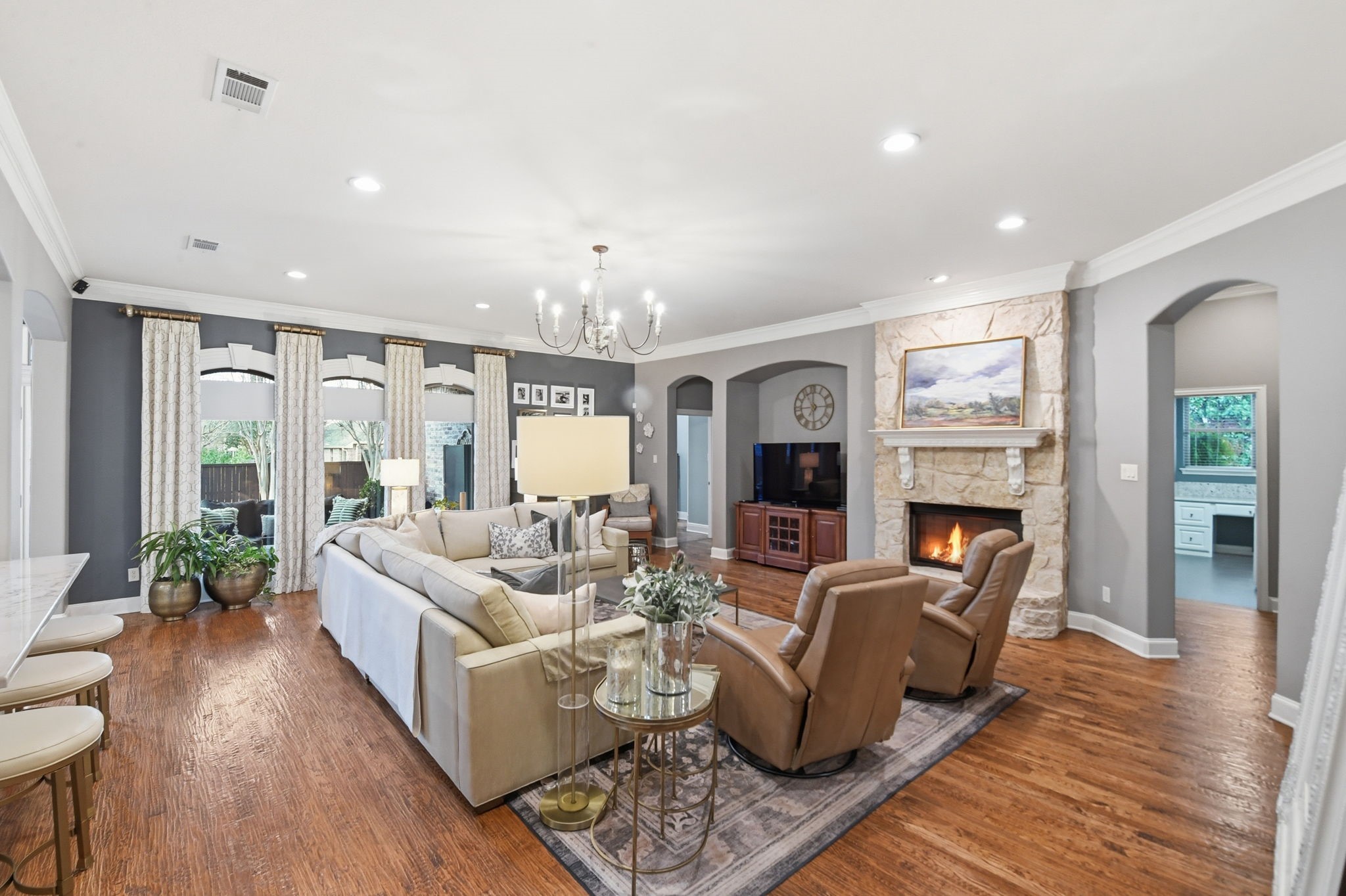 1913 Silkwood Court
