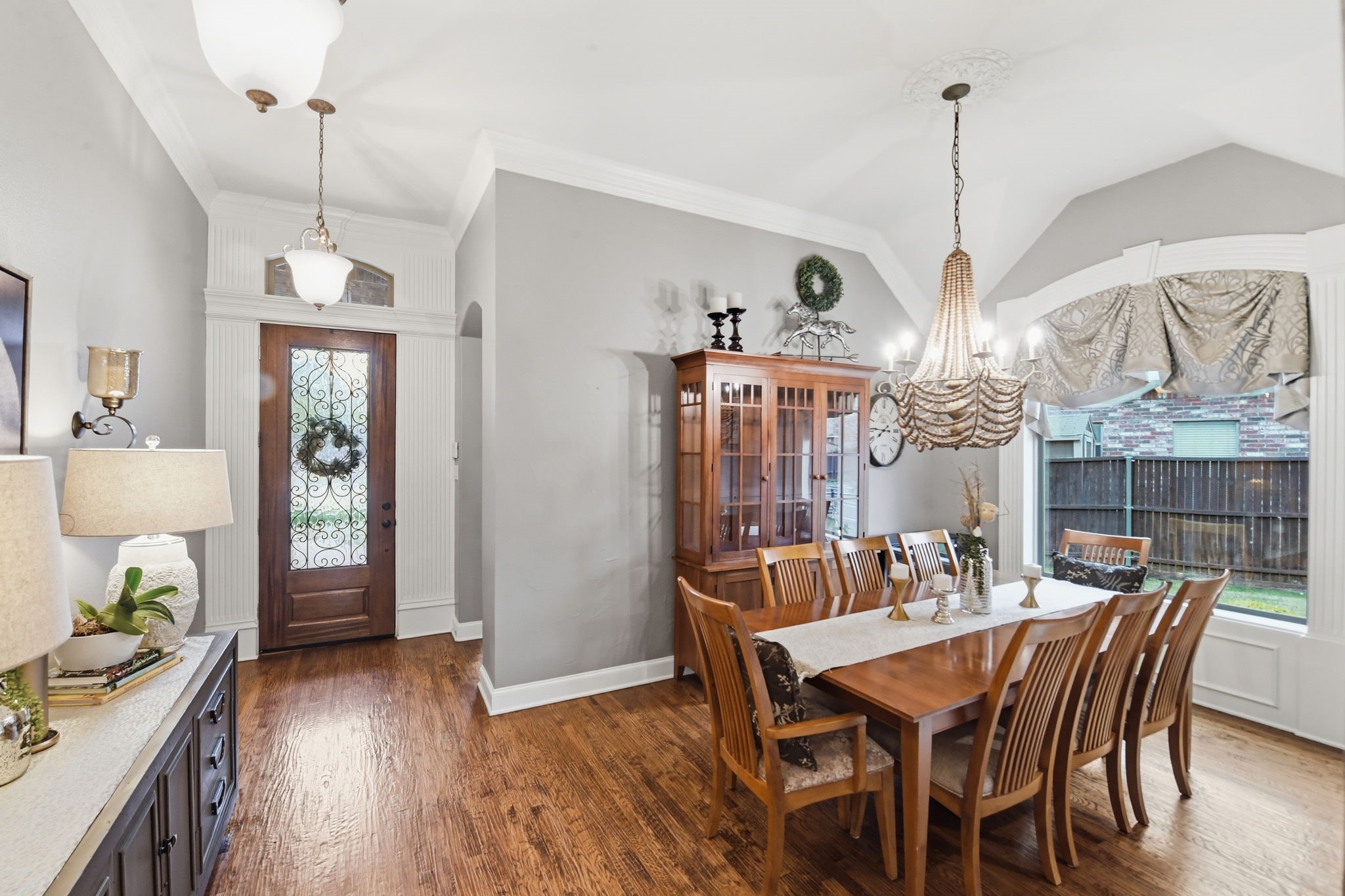 1913 Silkwood Court