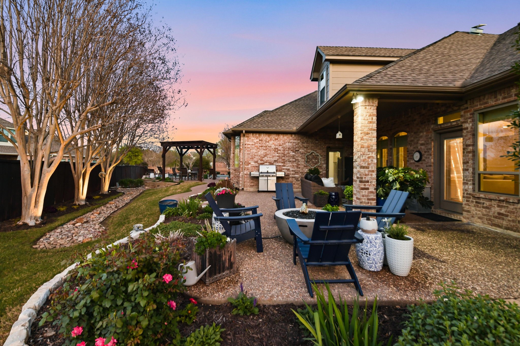 1913 Silkwood Court