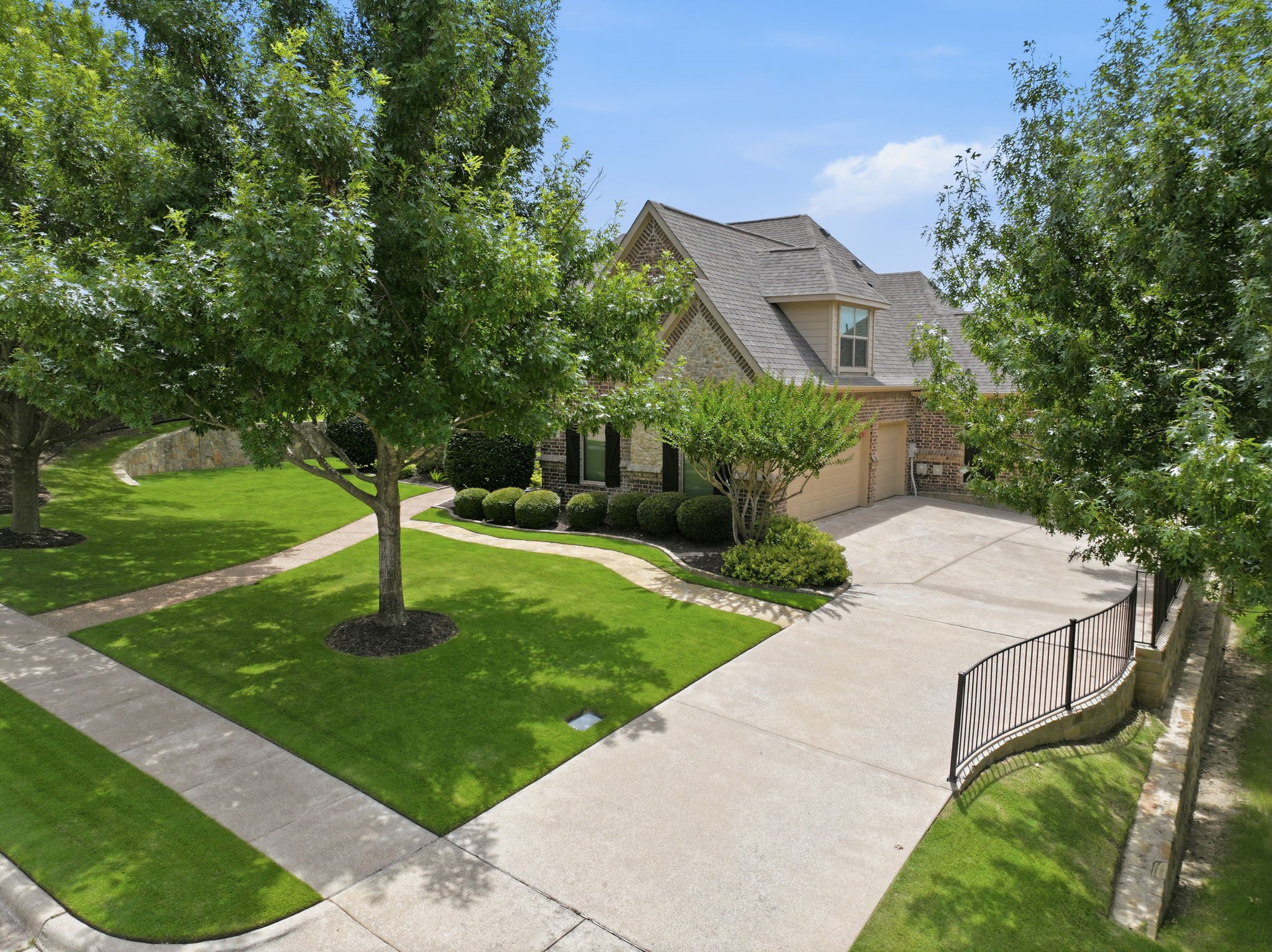 1300 Woodborough Lane