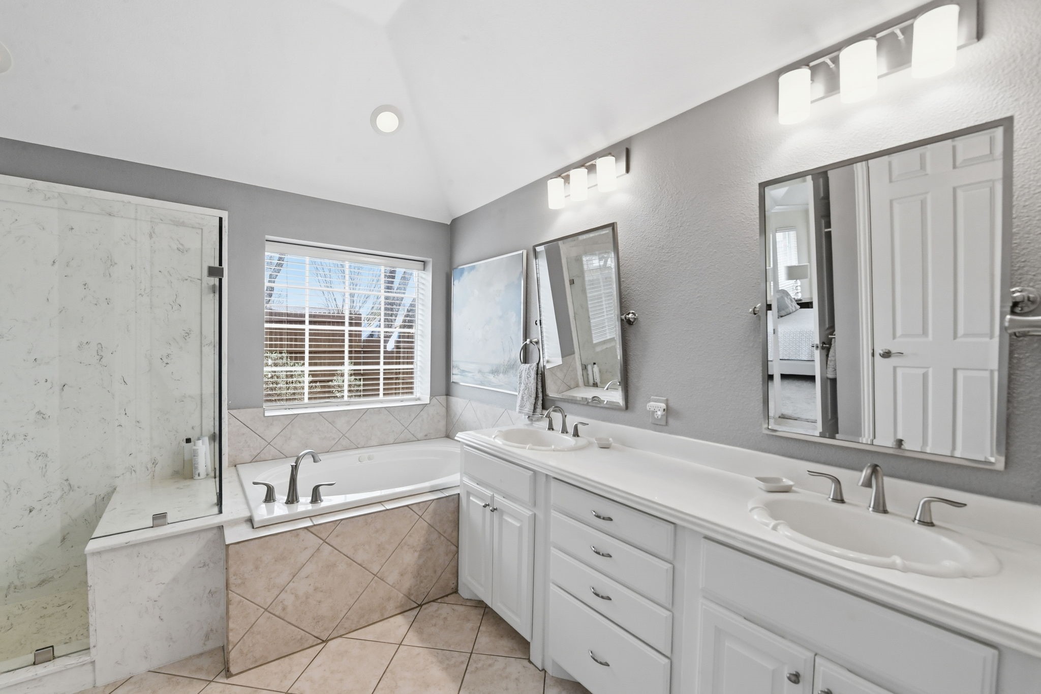 2213 Graystone Court