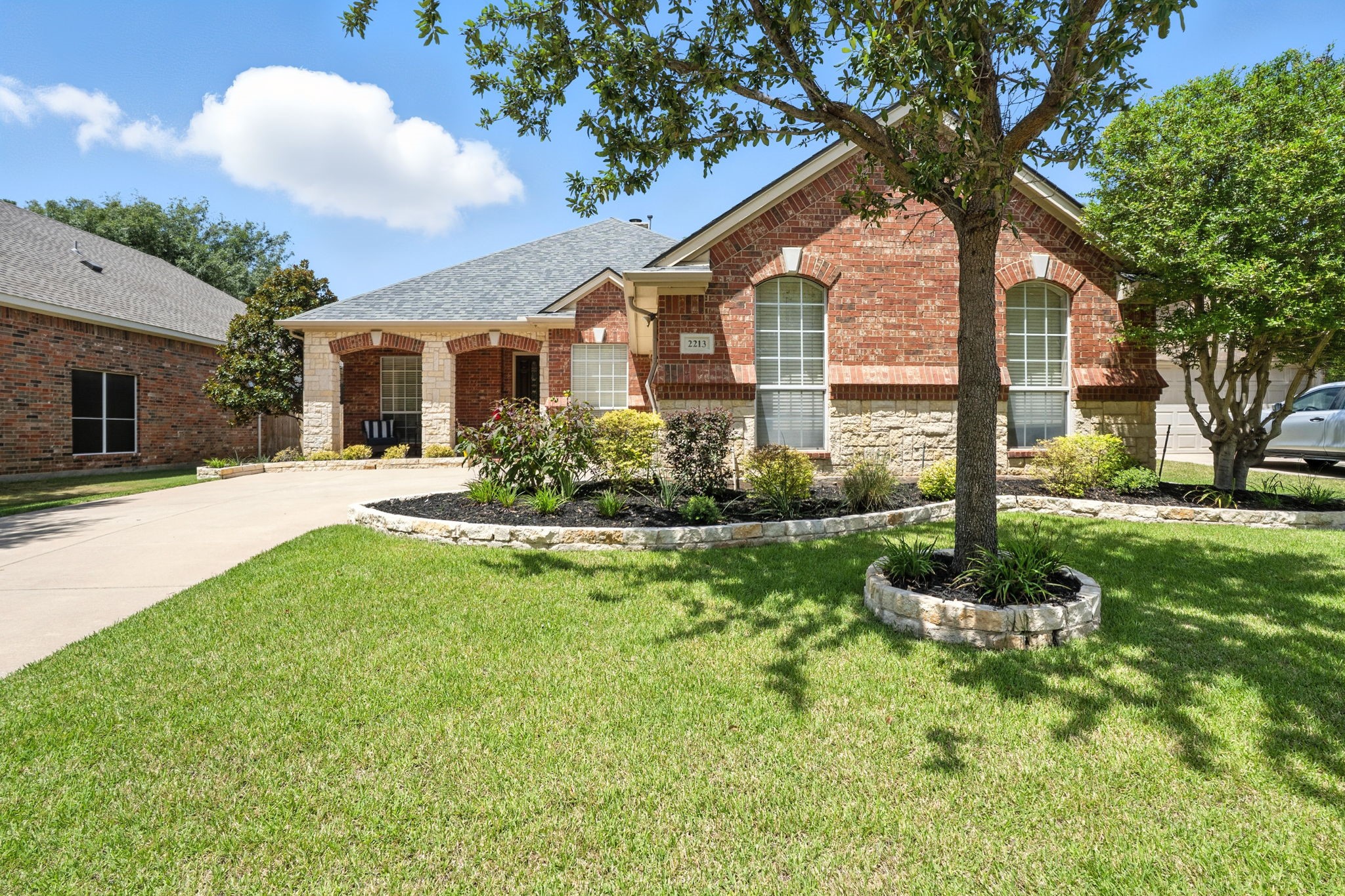 2213 Graystone Court