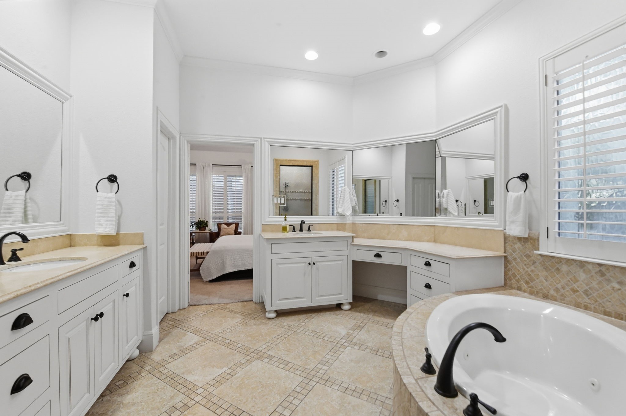 814 Placid View Court