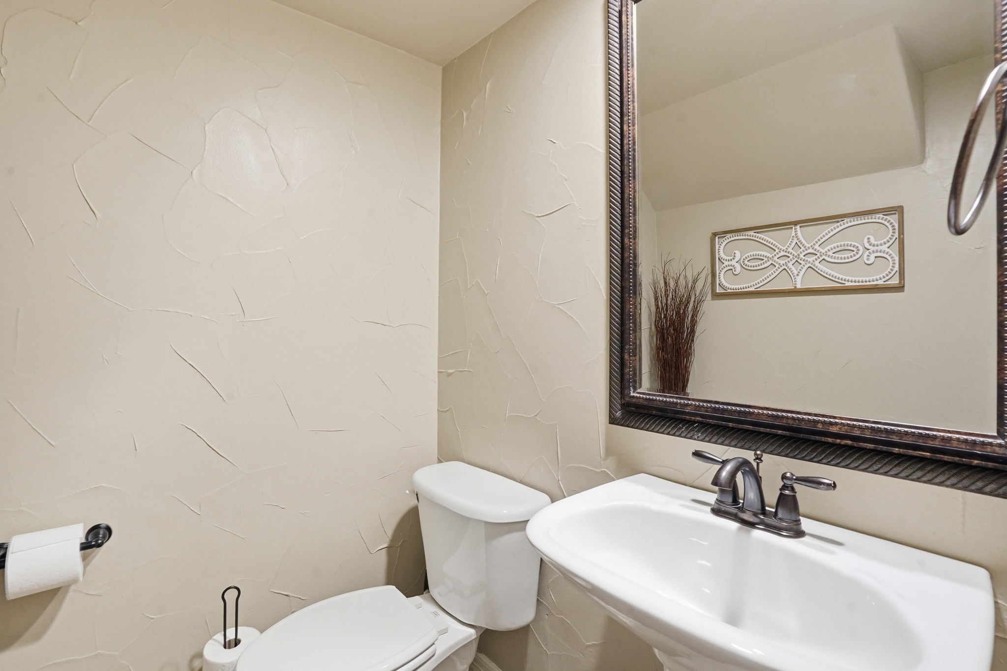 2107 Legacy Court