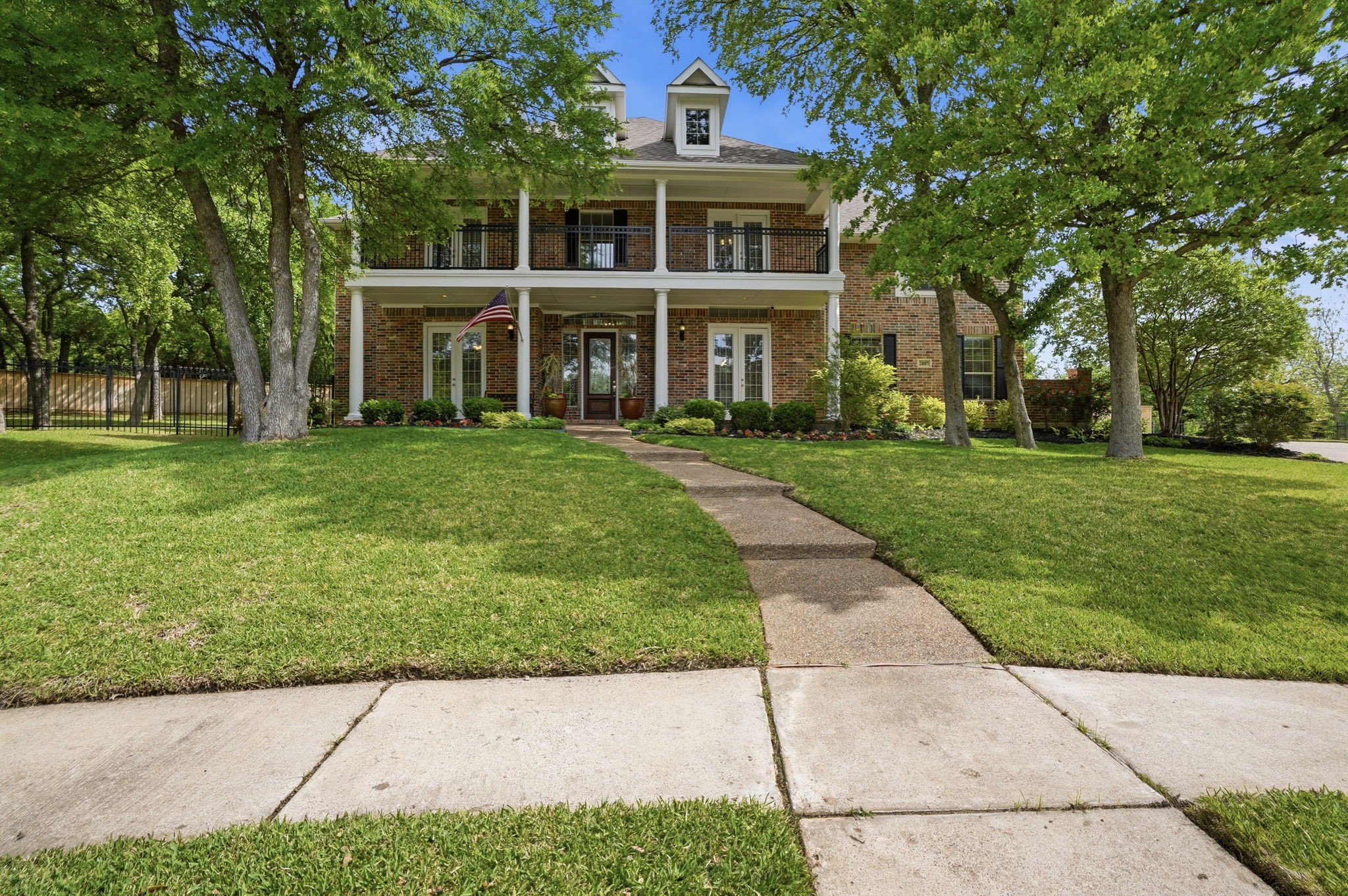 2107 Legacy Court