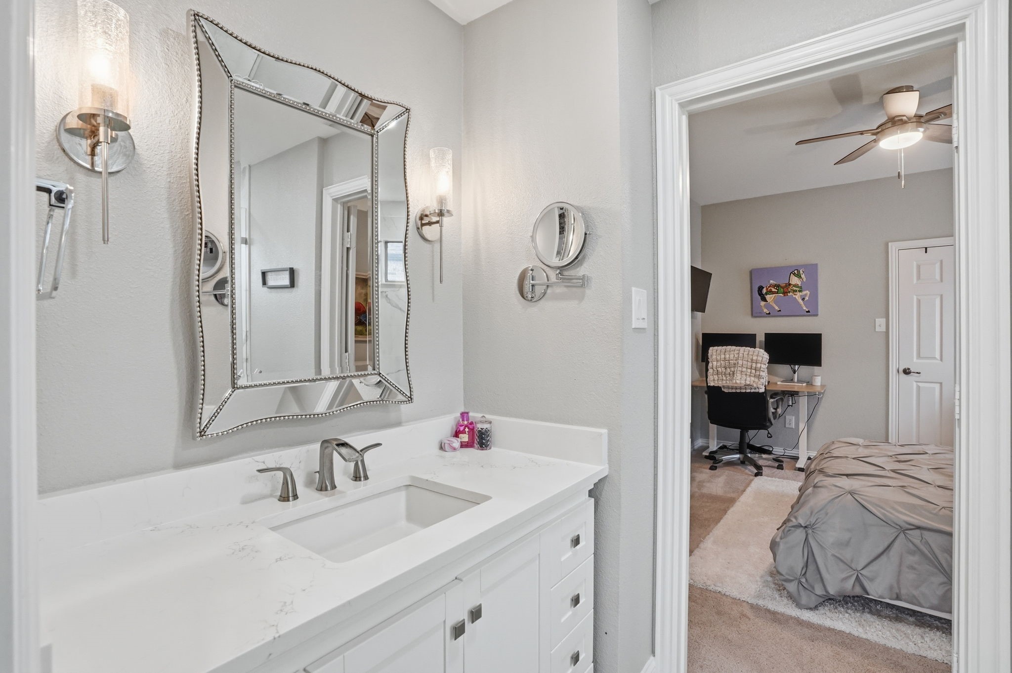 2503 Shoreline Drive