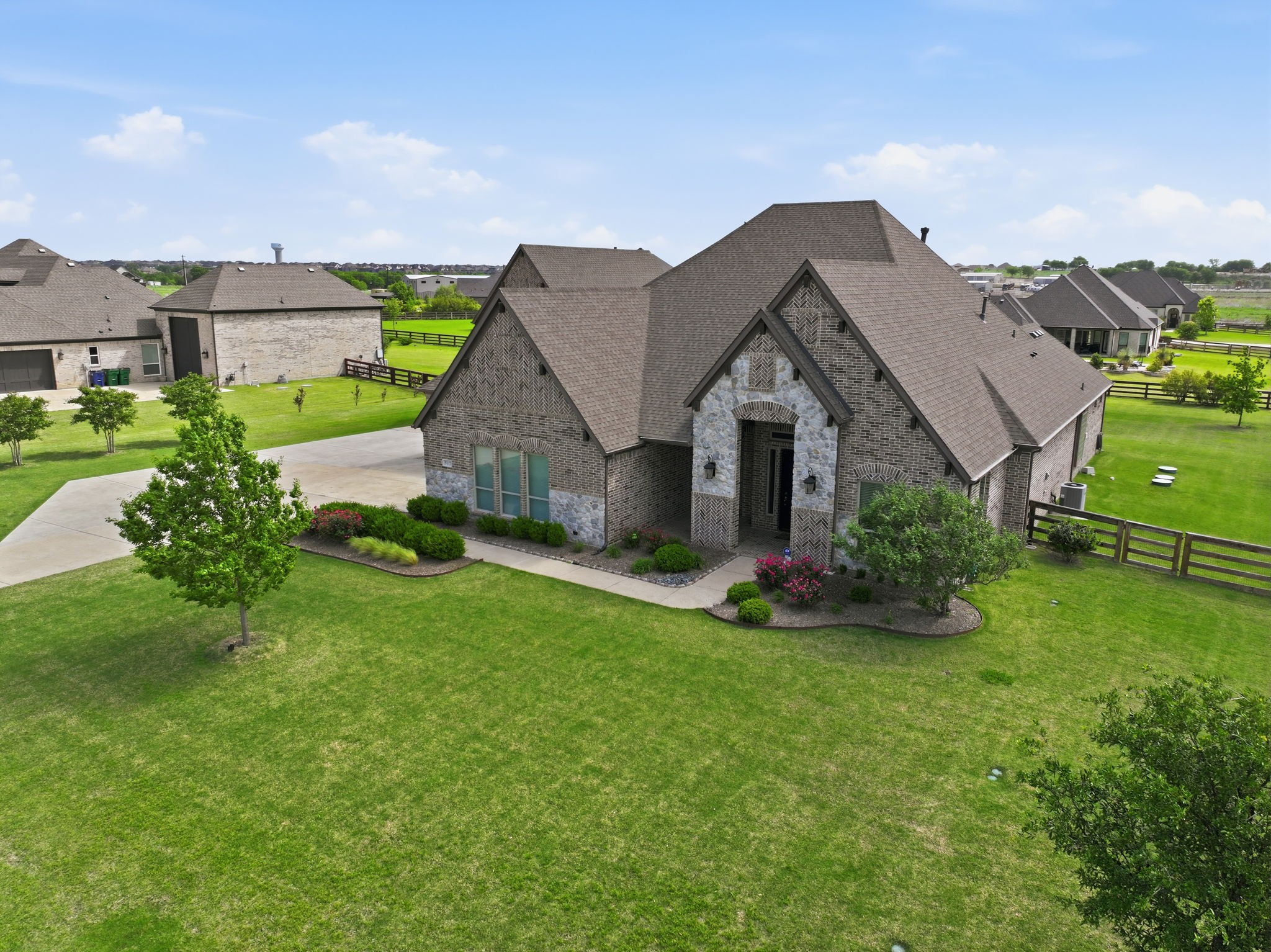 517 Westcreek Lane