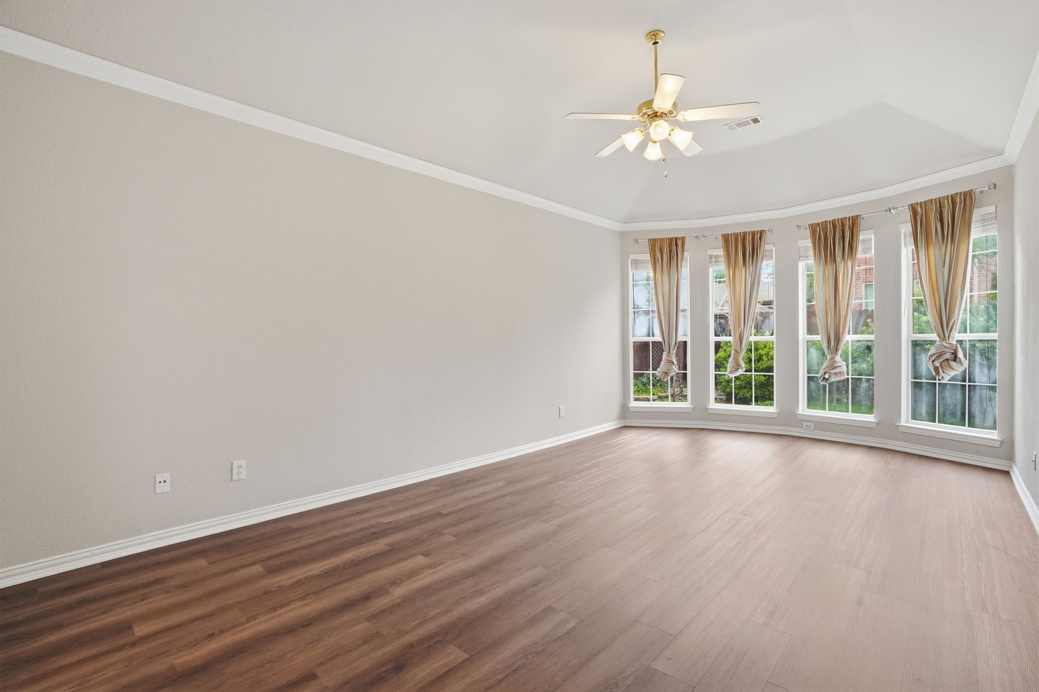 1013 Elmgrove Court