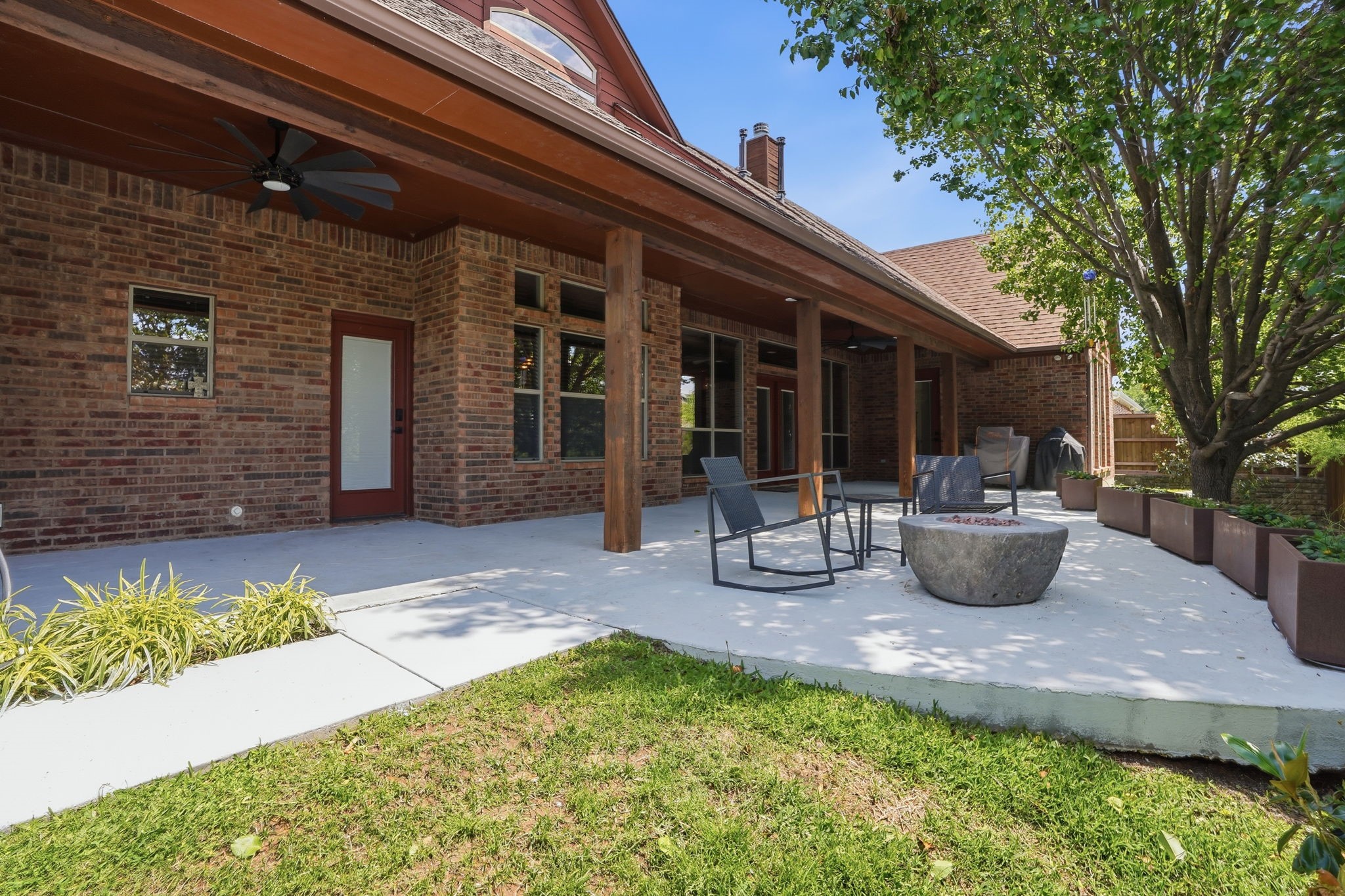 700 Briar Ridge Drive